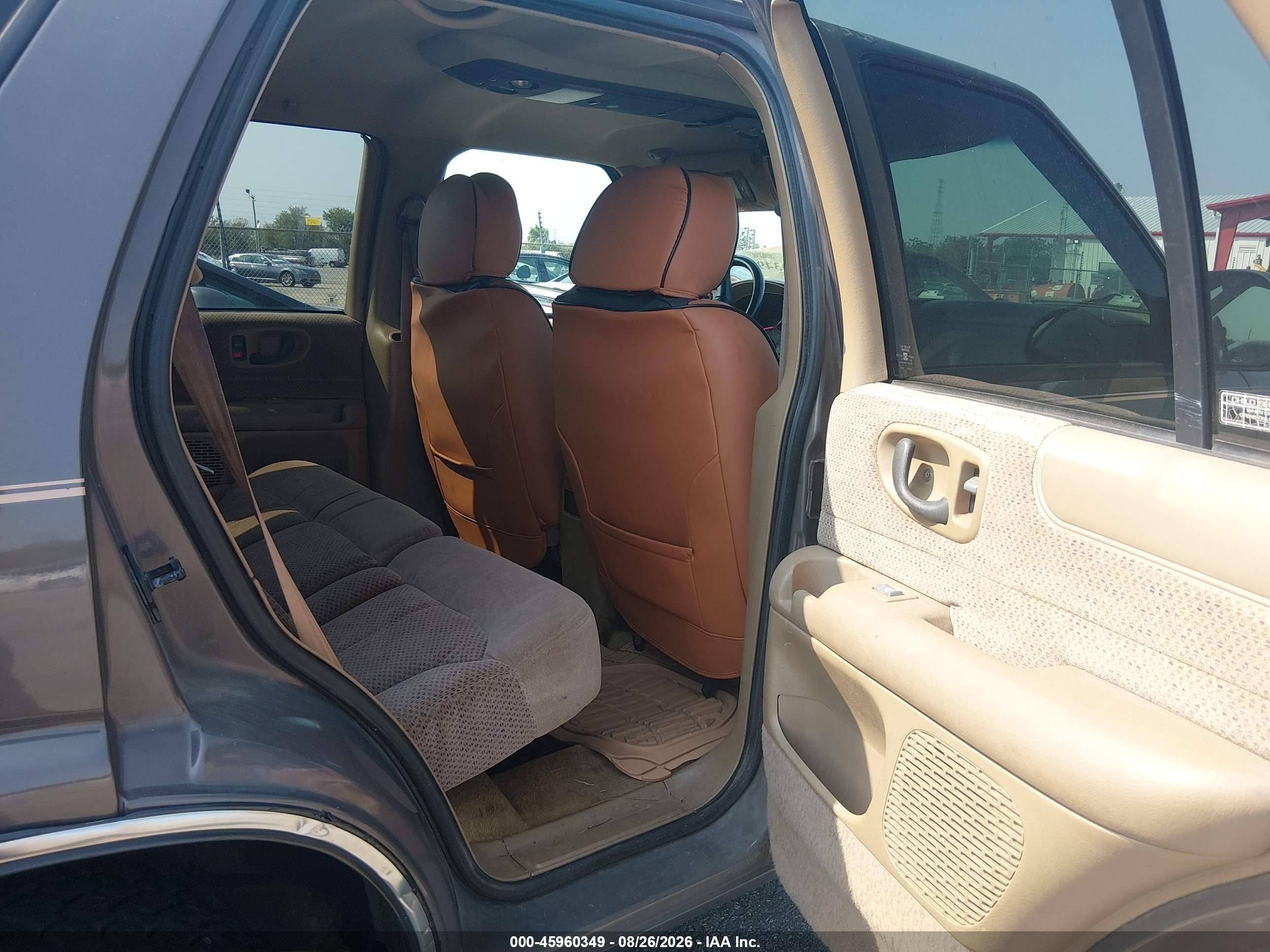 2000 Chevrolet Blazer   Brown vin: 1GNDT13WXY2284582