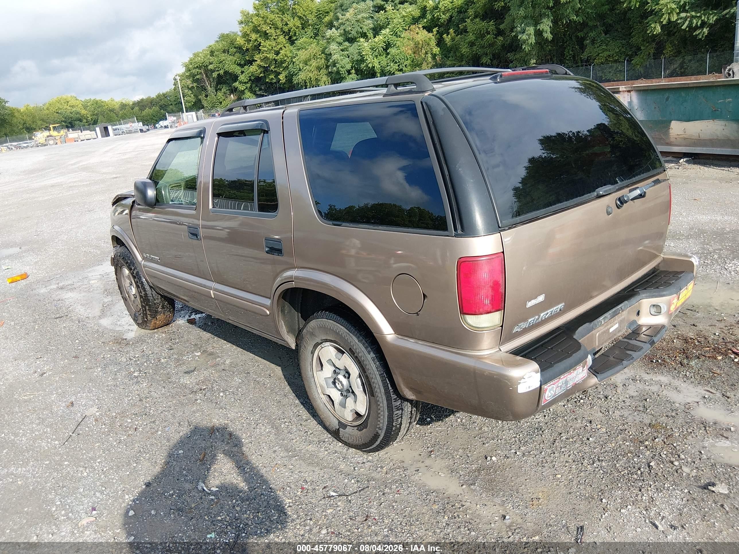 2004 Chevrolet Blazer Ls Gold vin: 1GNDT13X24K143833