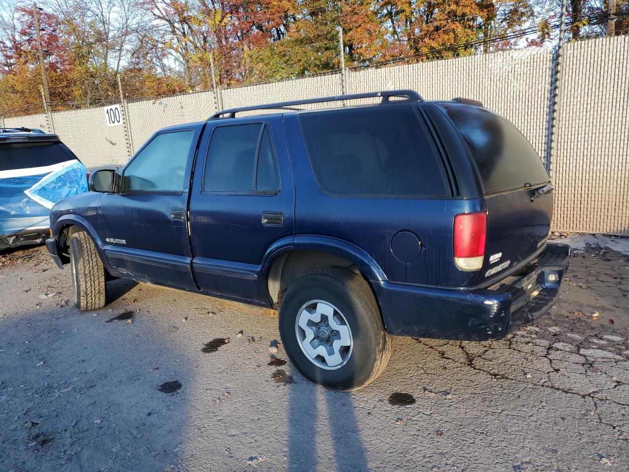 2003 Chevrolet Blazer Blue vin: 1GNDT13X33K128577