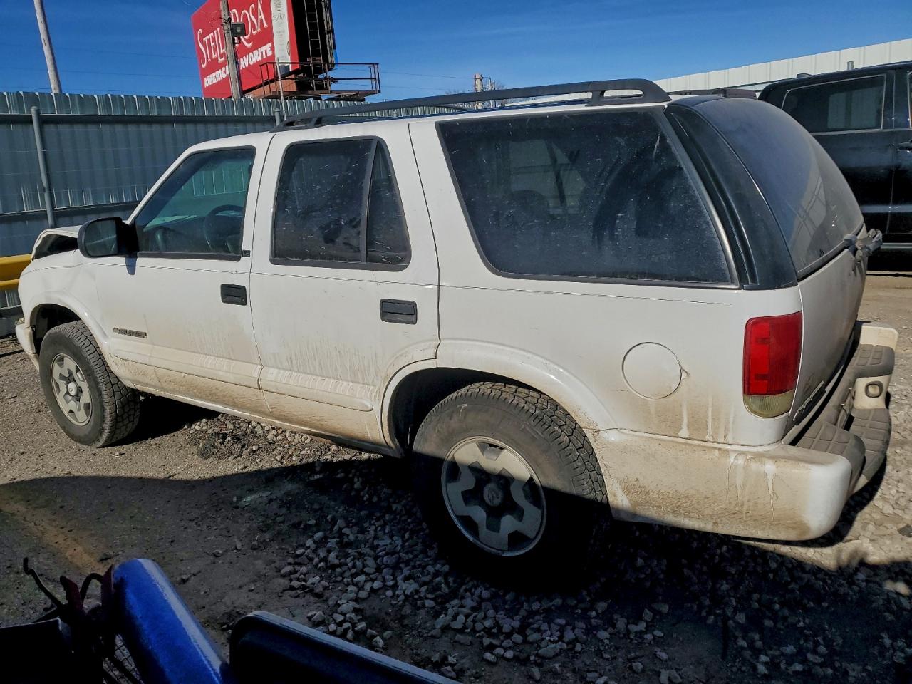 2003 Chevrolet Blazer Белый vin: 1GNDT13X43K178534