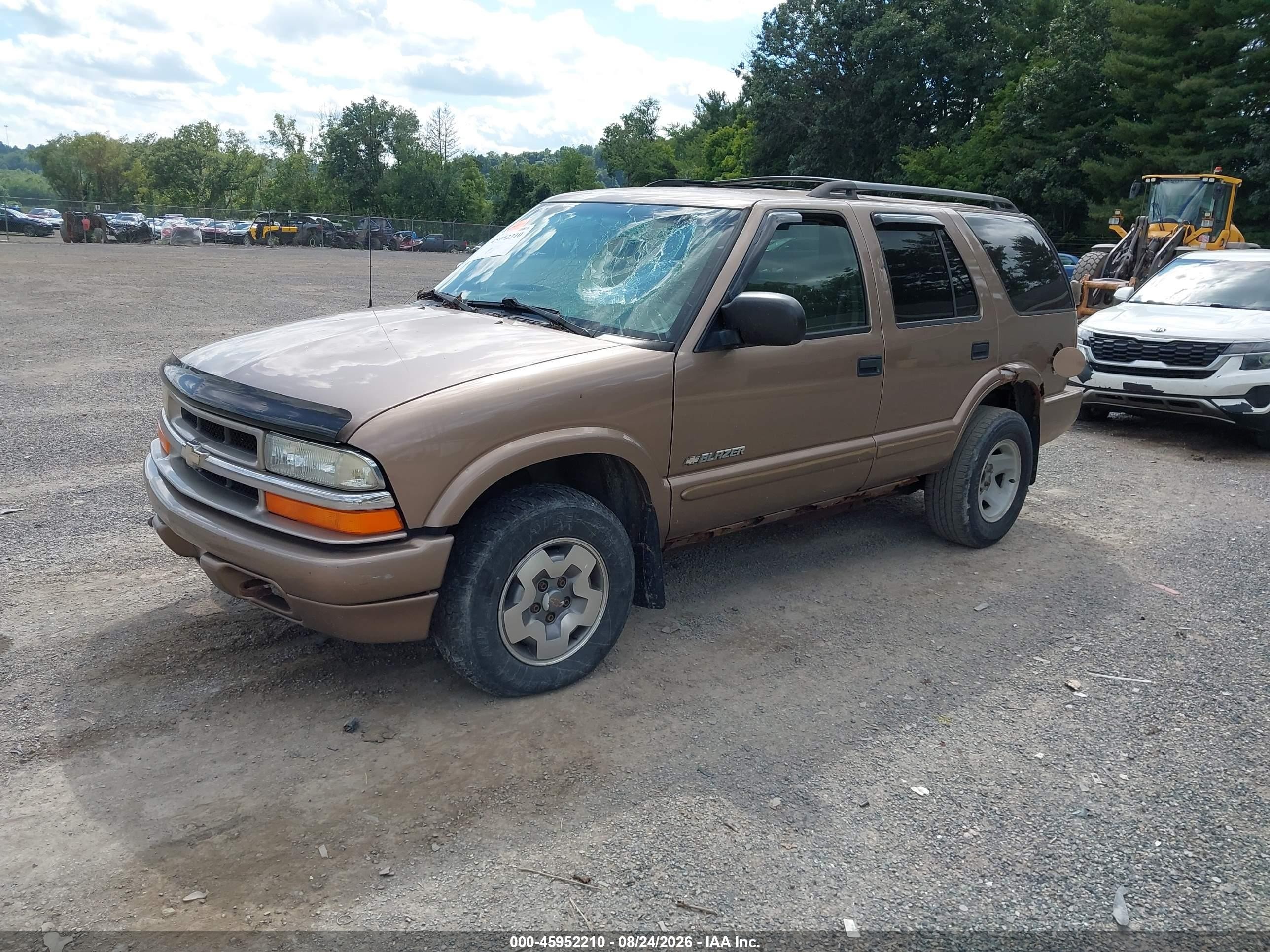 2004 Chevrolet Blazer Ls Коричневый vin: 1GNDT13X44K158799