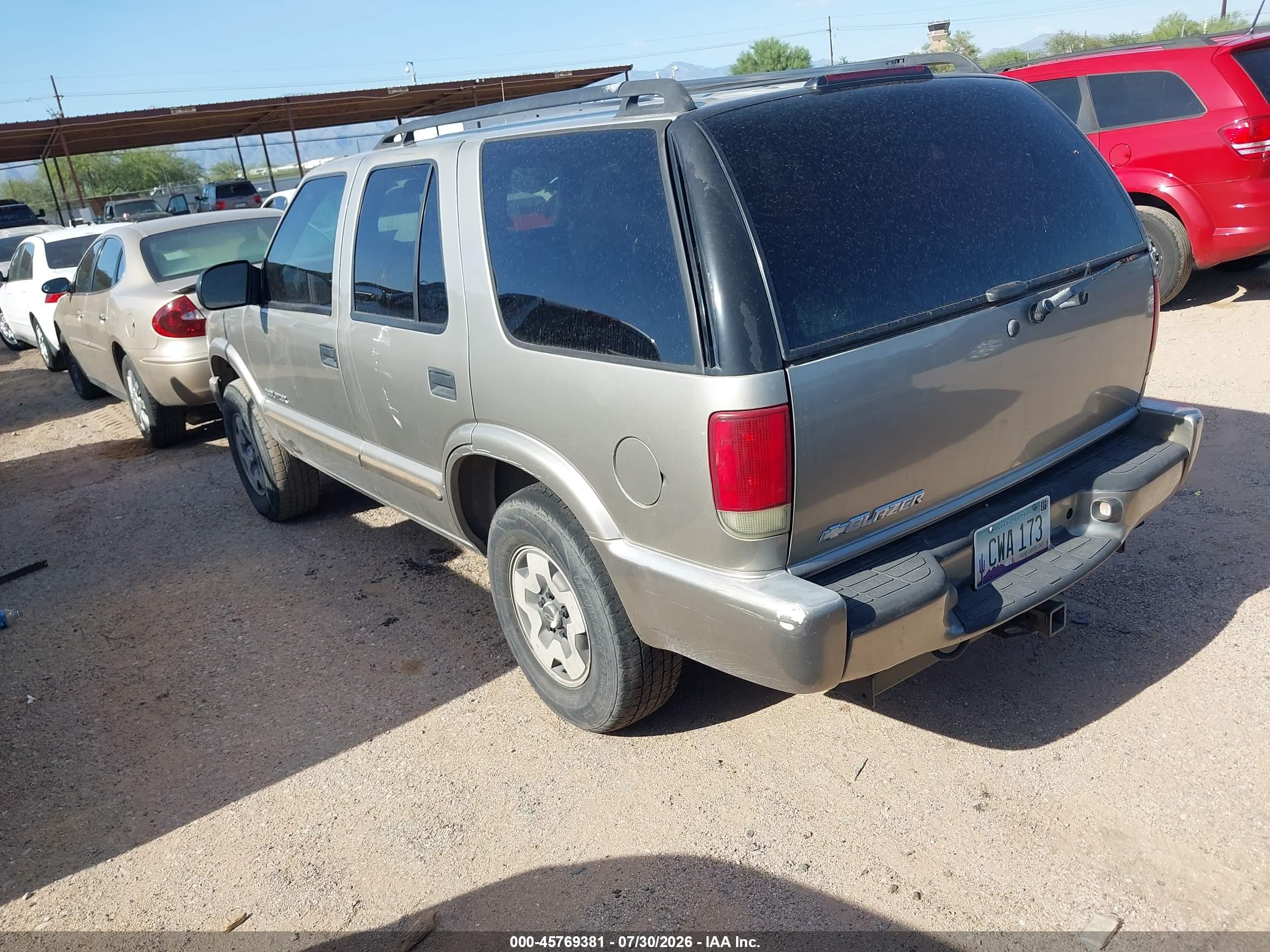 2005 Chevrolet Blazer Ls Champagne vin: 1GNDT13X75K108058