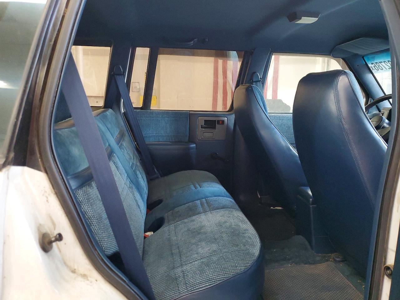 1991 Chevrolet Blazer S10 Белый vin: 1GNDT13Z0M2199156