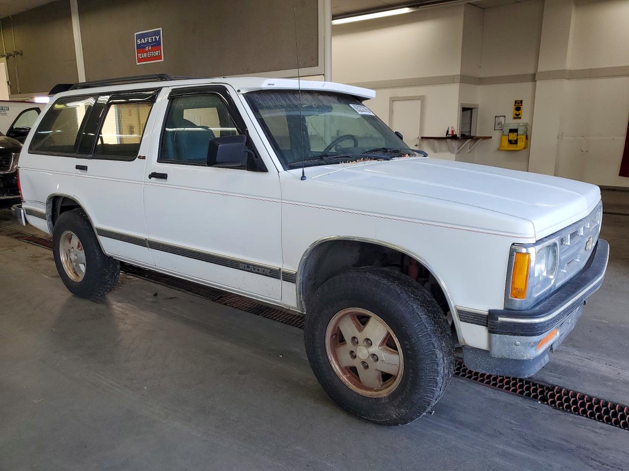 1991 Chevrolet Blazer S10 Белый vin: 1GNDT13Z0M2199156