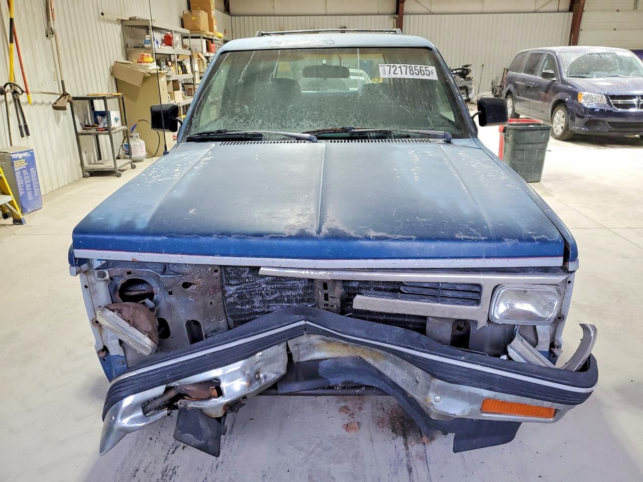 1991 Chevrolet Blazer S10 Two Tone vin: 1GNDT13Z1M2277122