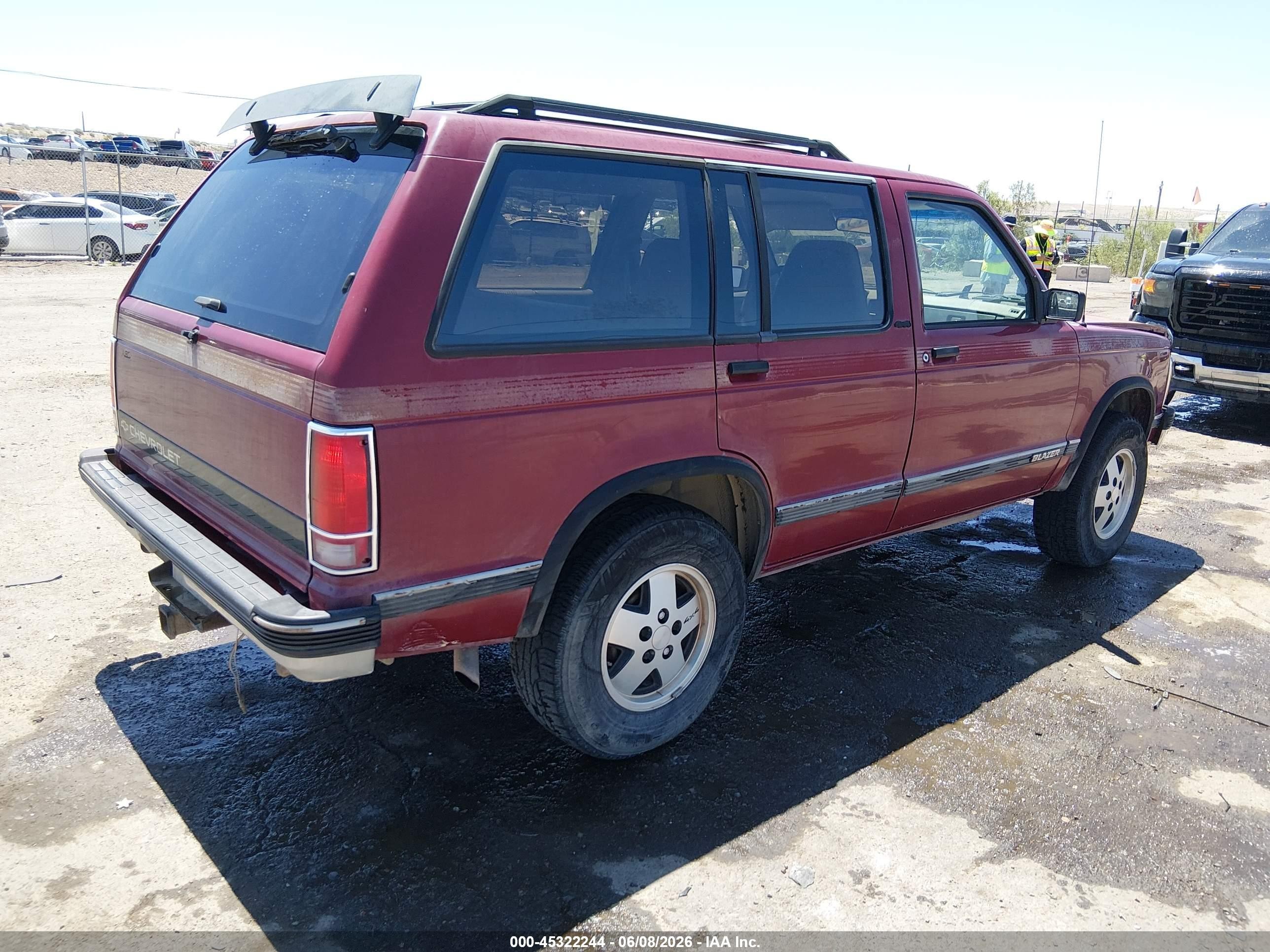1992 Chevrolet Blazer S10 Burgundy vin: 1GNDT13Z3N2140684