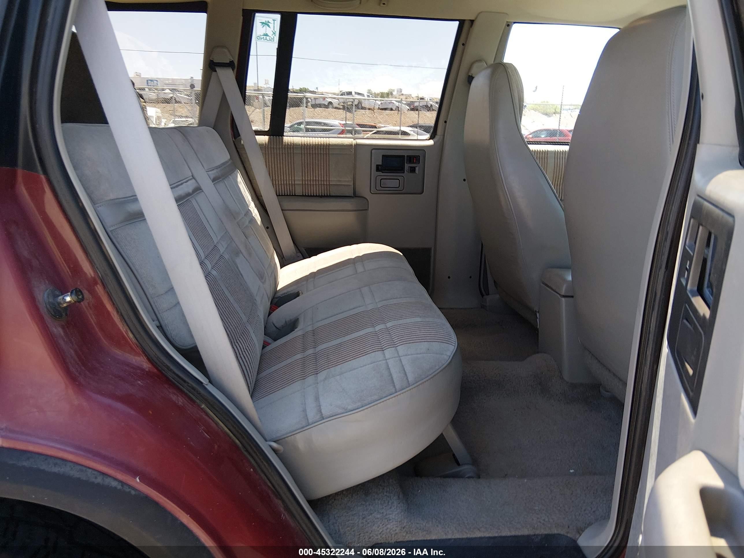 1992 Chevrolet Blazer S10 Burgundy vin: 1GNDT13Z3N2140684