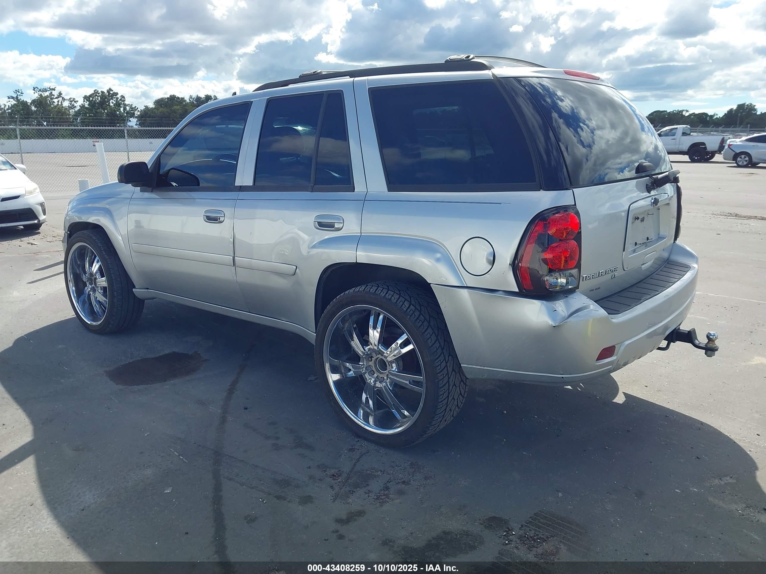 2009 Chevrolet Trailblazer Lt Silver vin: 1GNDT33S292104795