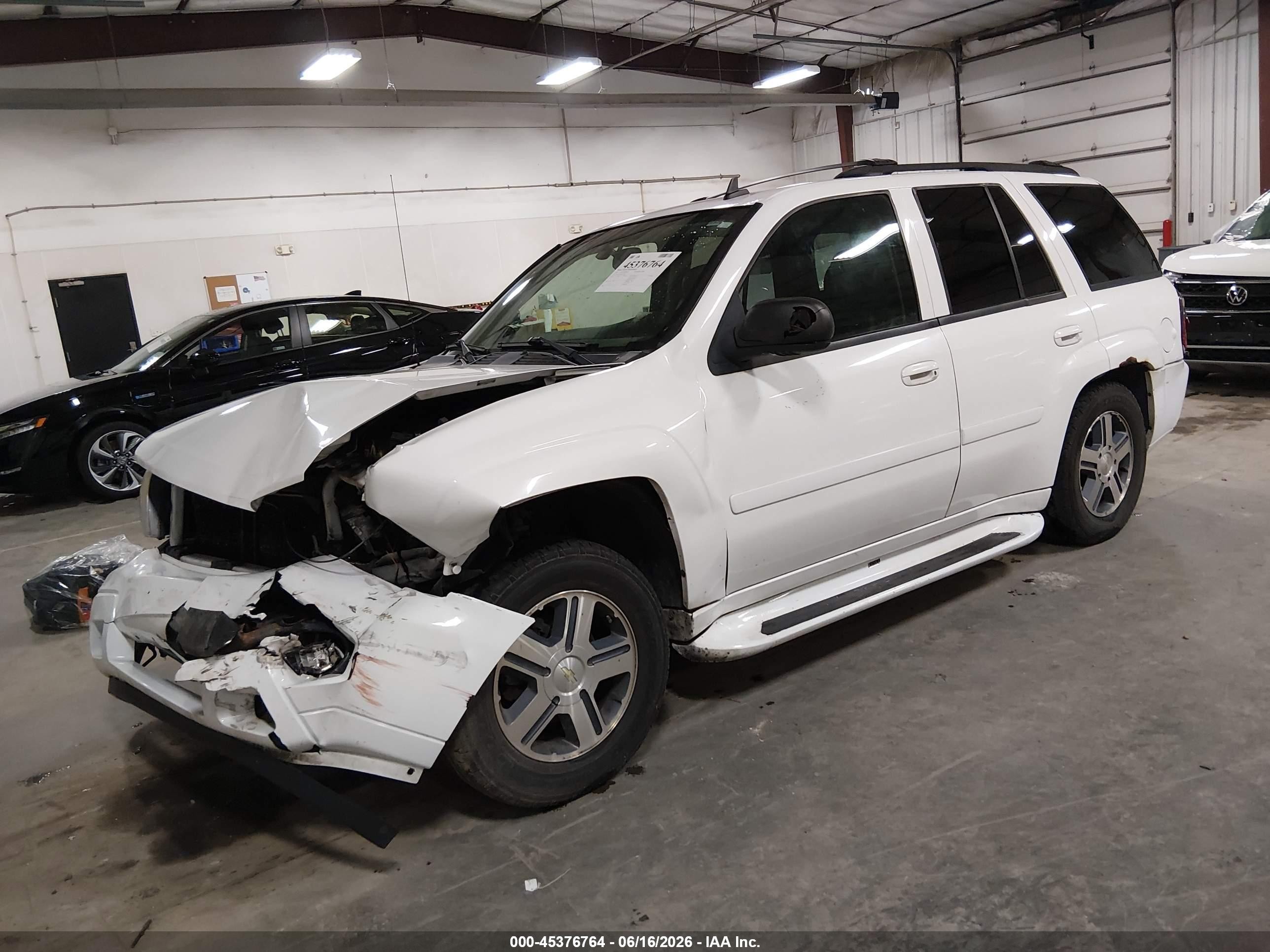 2009 Chevrolet Trailblazer Lt Белый vin: 1GNDT33S292110449