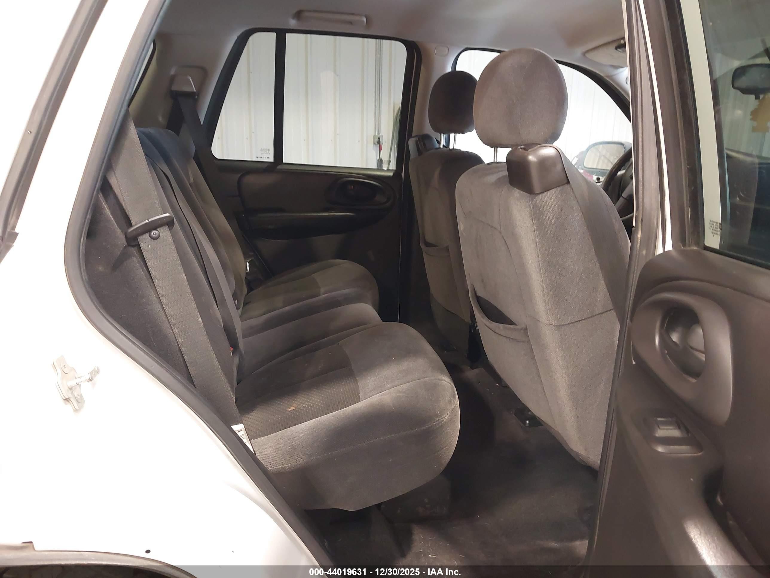 2009 Chevrolet Trailblazer Lt White vin: 1GNDT33S592133126