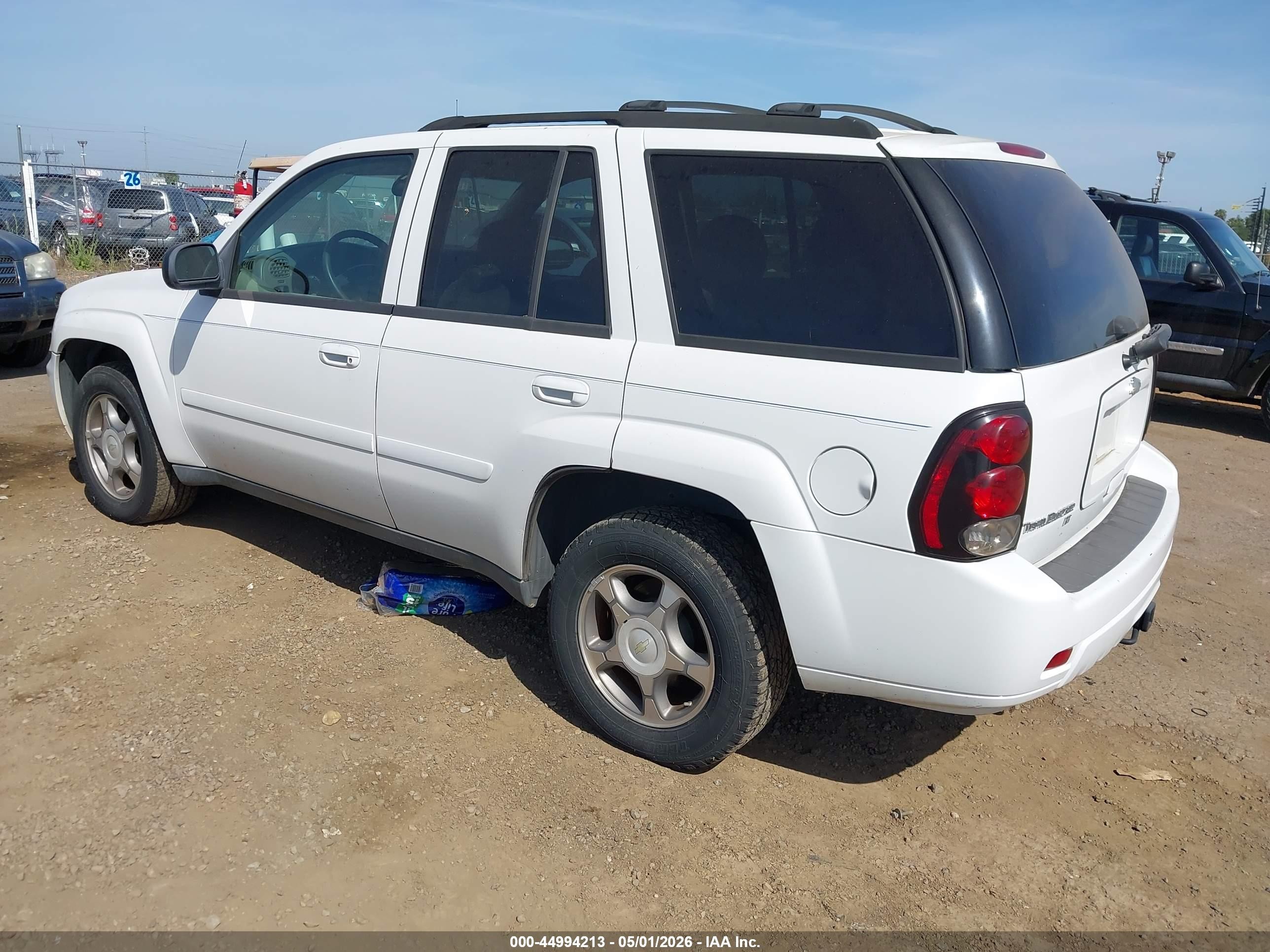 2009 Chevrolet Trailblazer Lt White vin: 1GNDT33S692132115