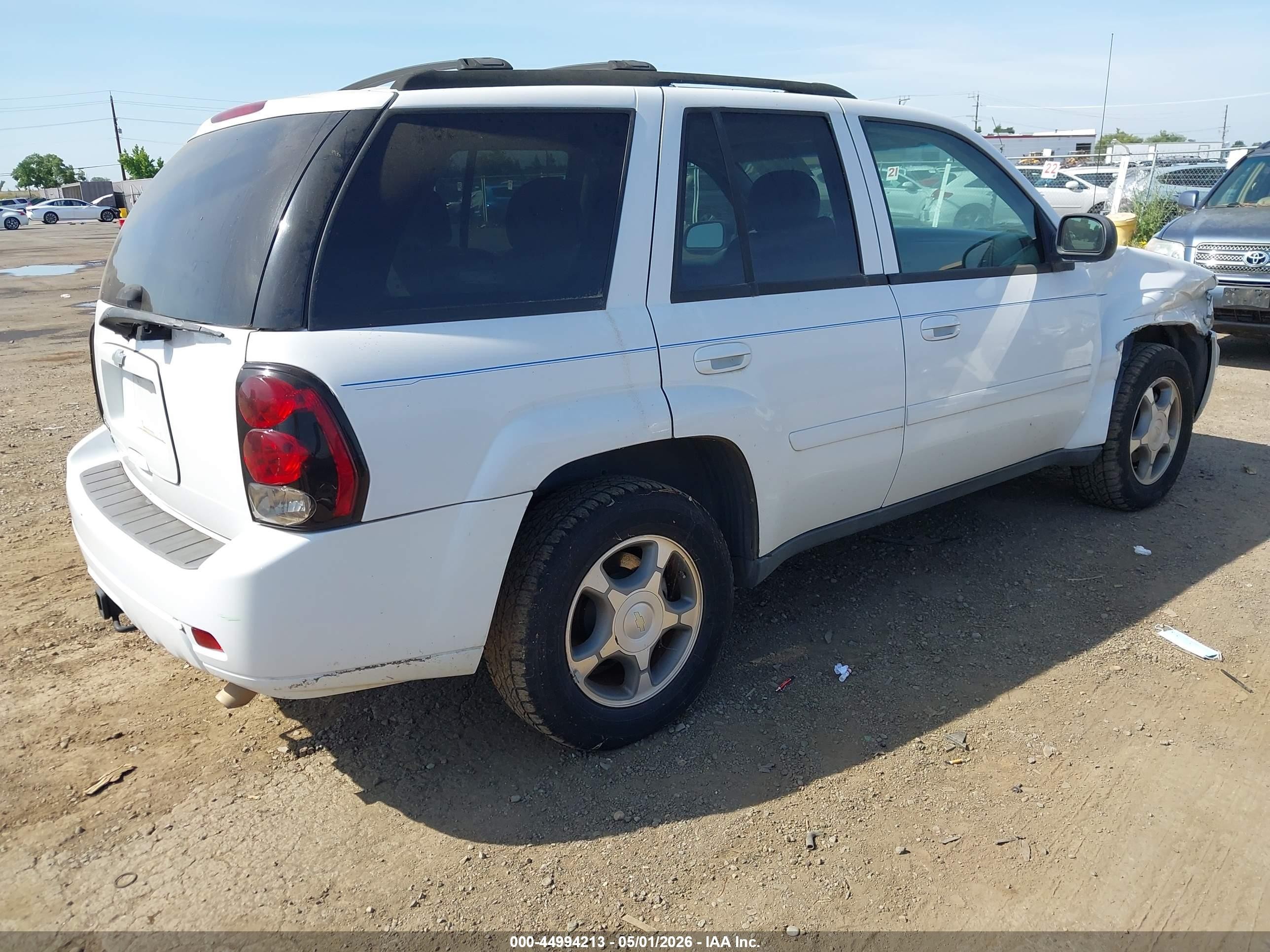 2009 Chevrolet Trailblazer Lt White vin: 1GNDT33S692132115