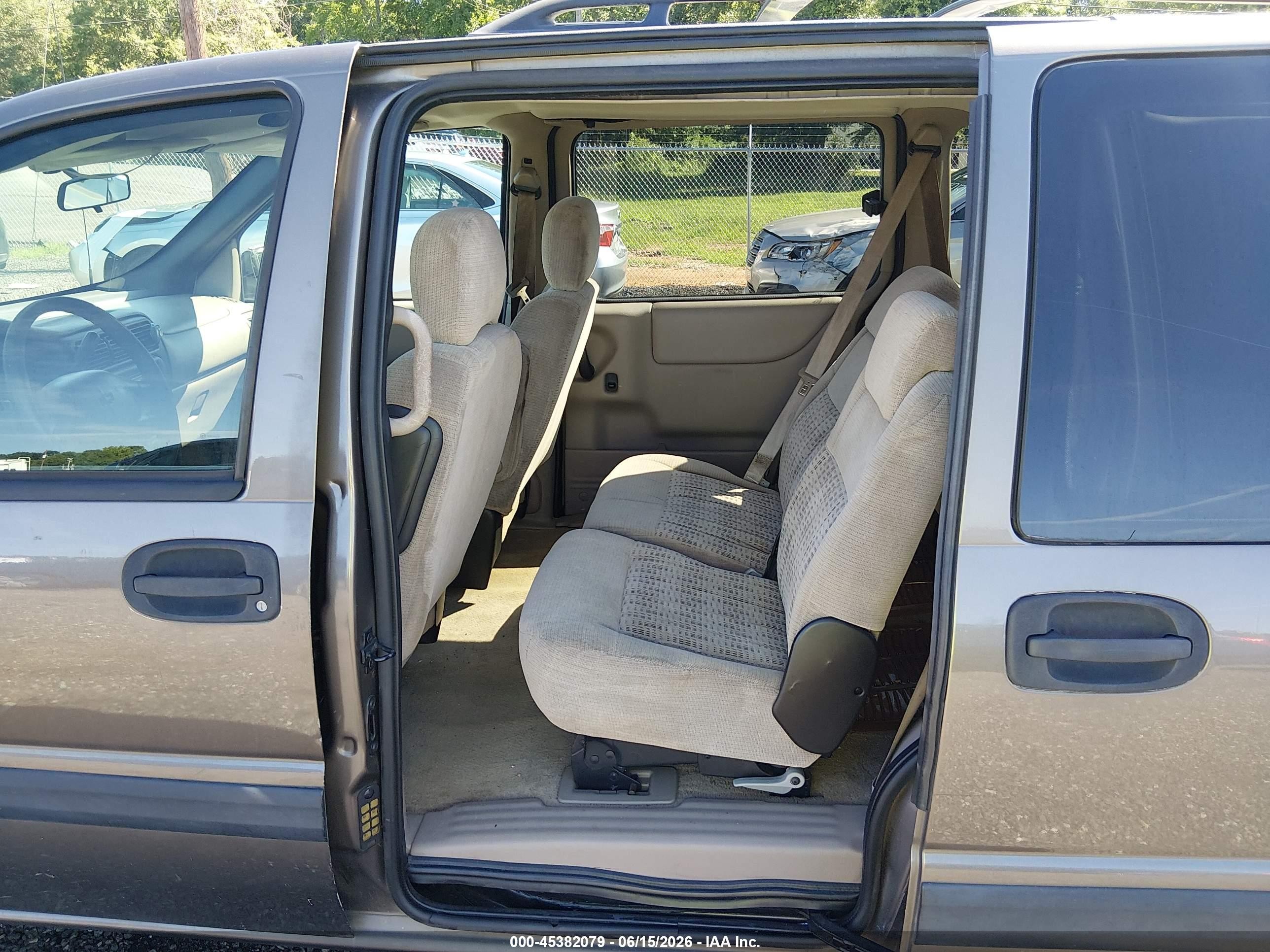 2003 Chevrolet Venture Ls 1sc Pkg Brown vin: 1GNDU03E03D149980