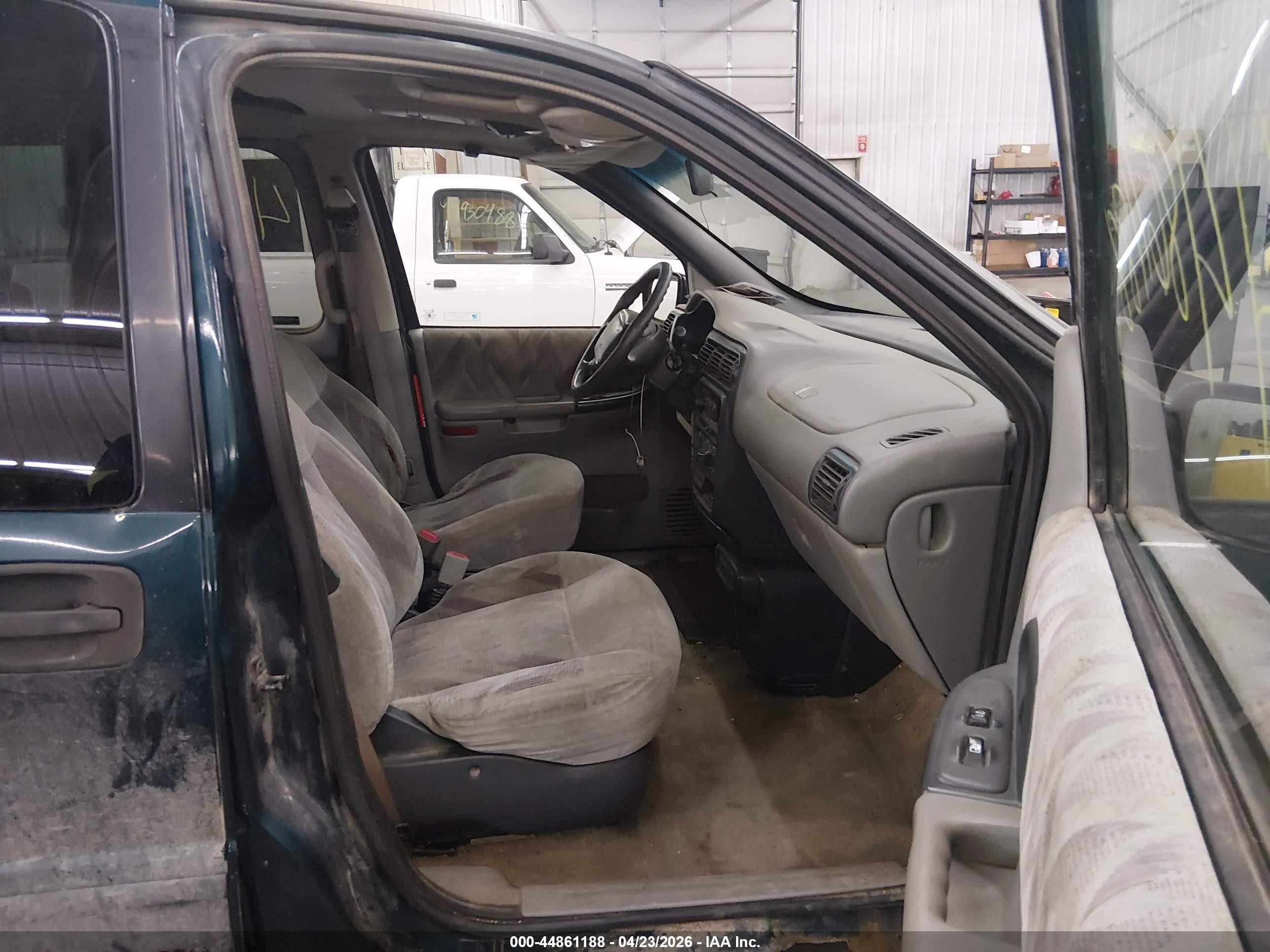 1998 Chevrolet Venture   Turquoise vin: 1GNDU03E0WD223922
