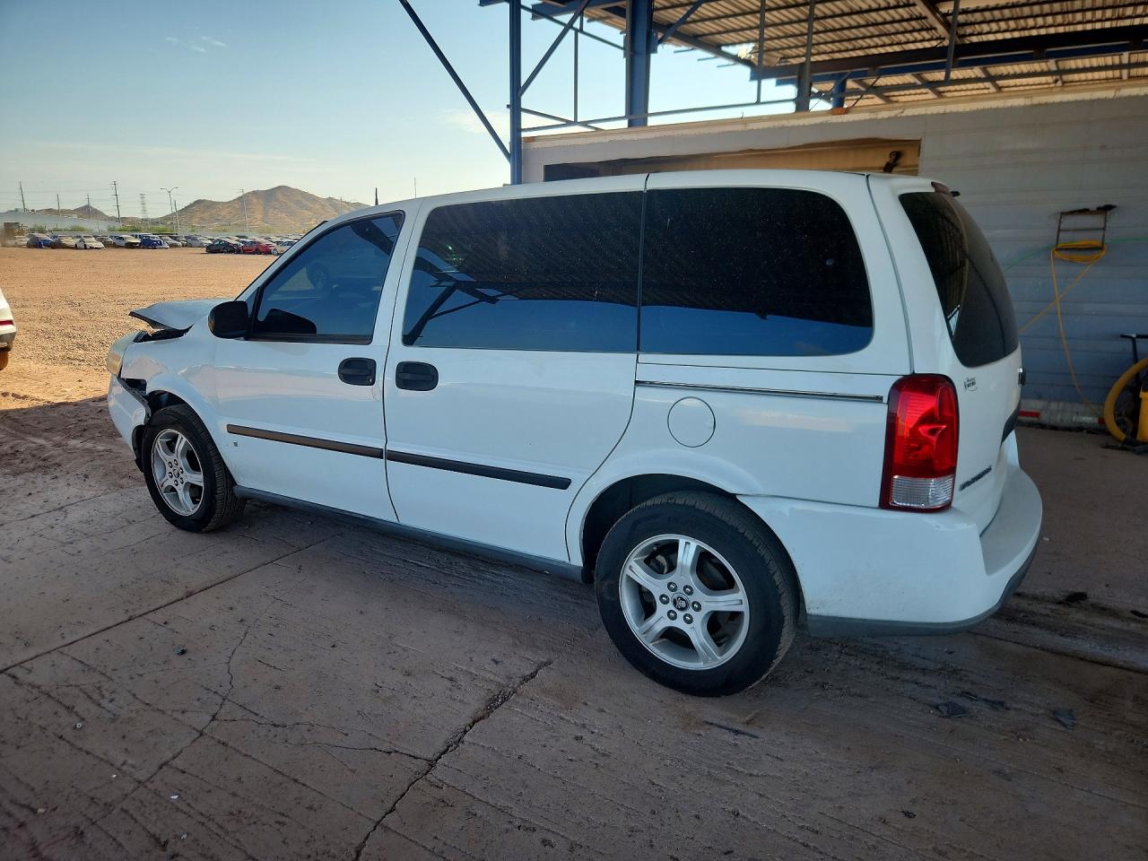 2006 Chevrolet Uplander Ls Белый vin: 1GNDU23L66D152302