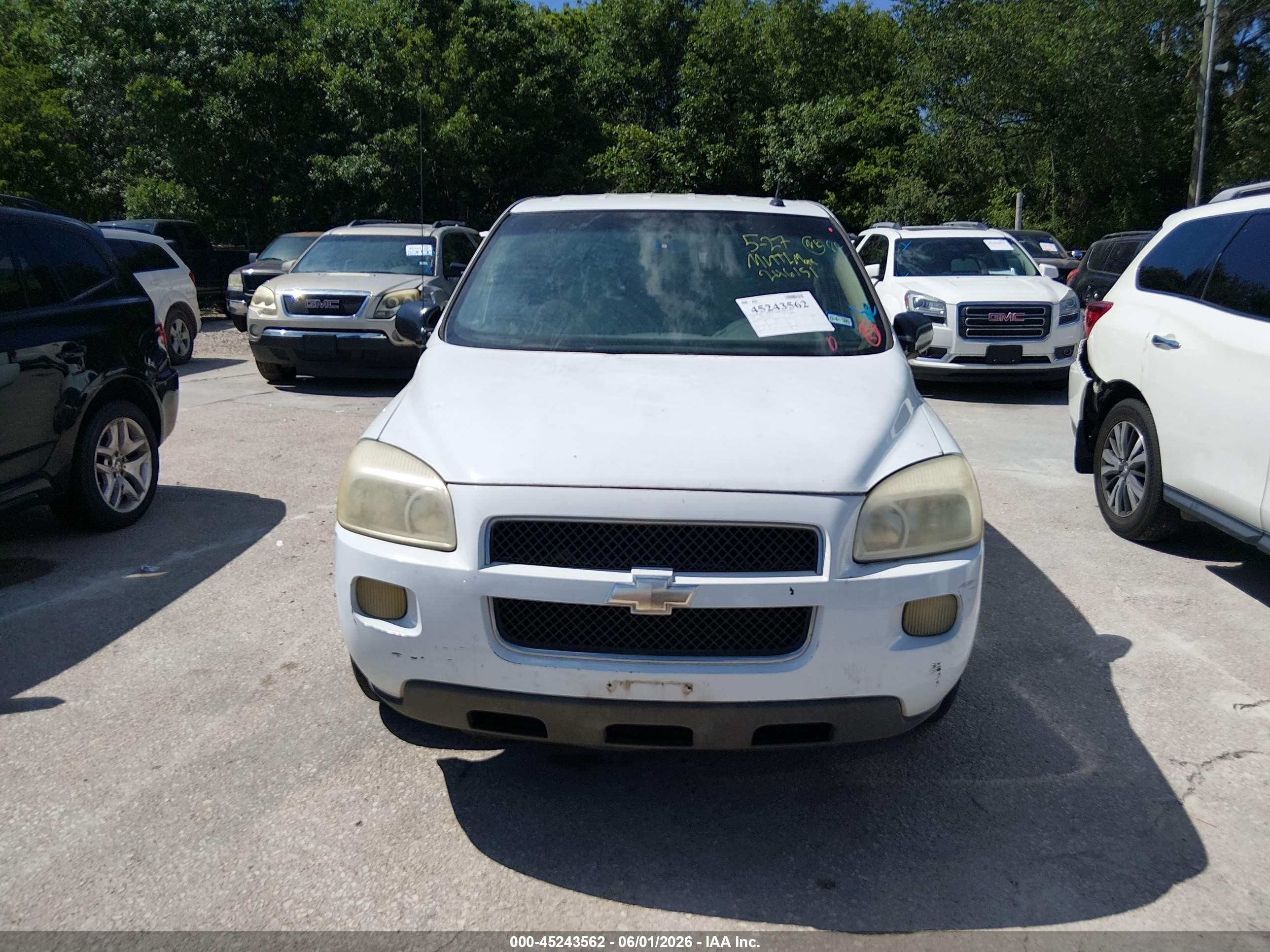 2005 Chevrolet Uplander   White vin: 1GNDV03LX5D246151