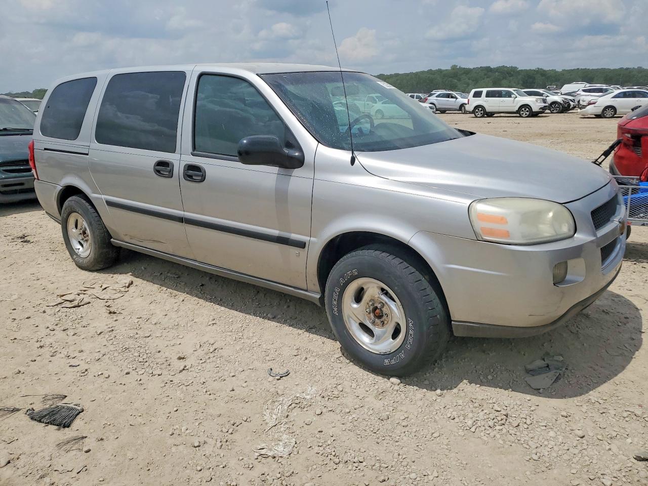 2007 Chevrolet Uplander Ls Beige vin: 1GNDV23147D214017