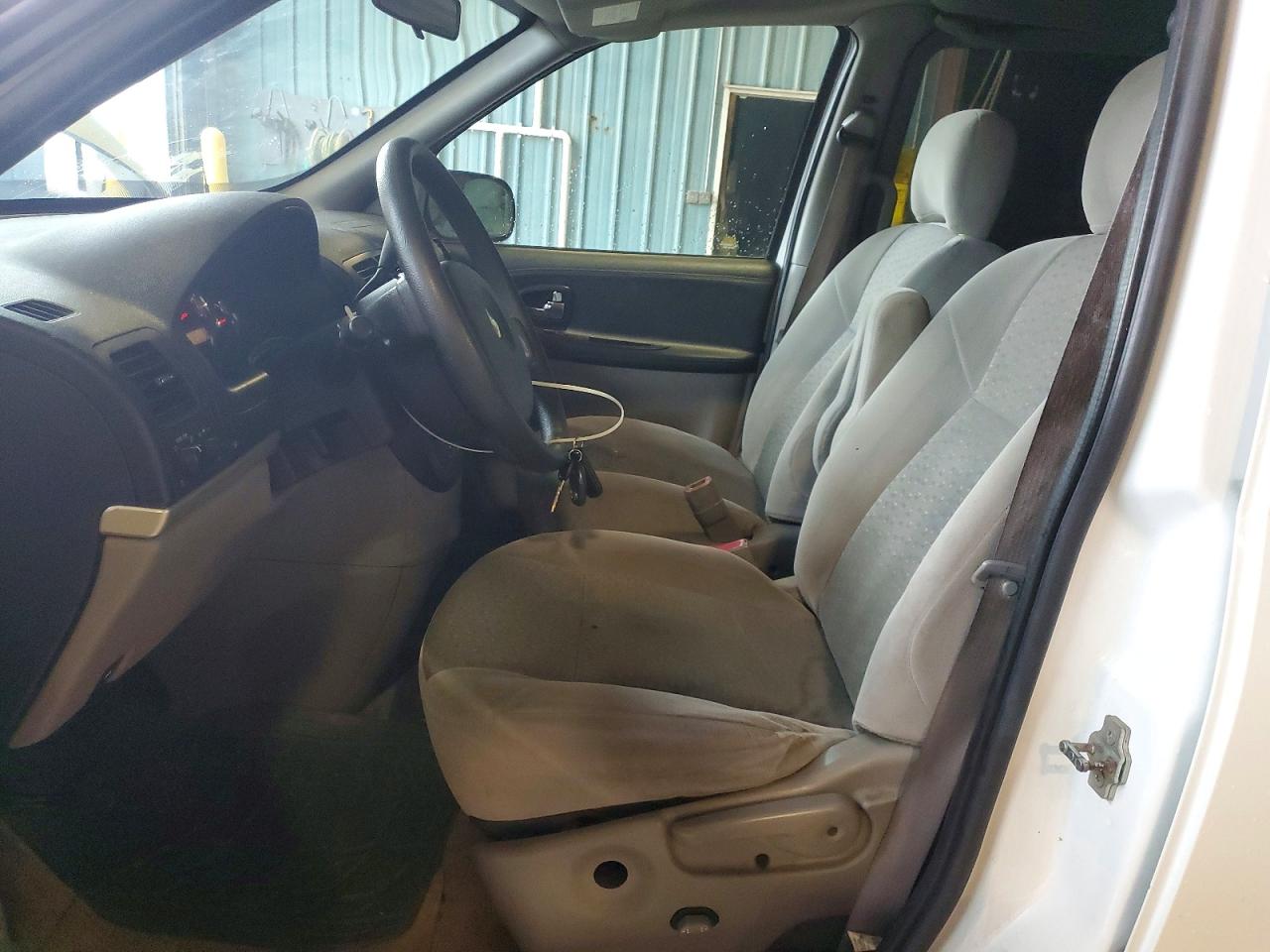 2008 Chevrolet Uplander Ls White vin: 1GNDV23148D205187