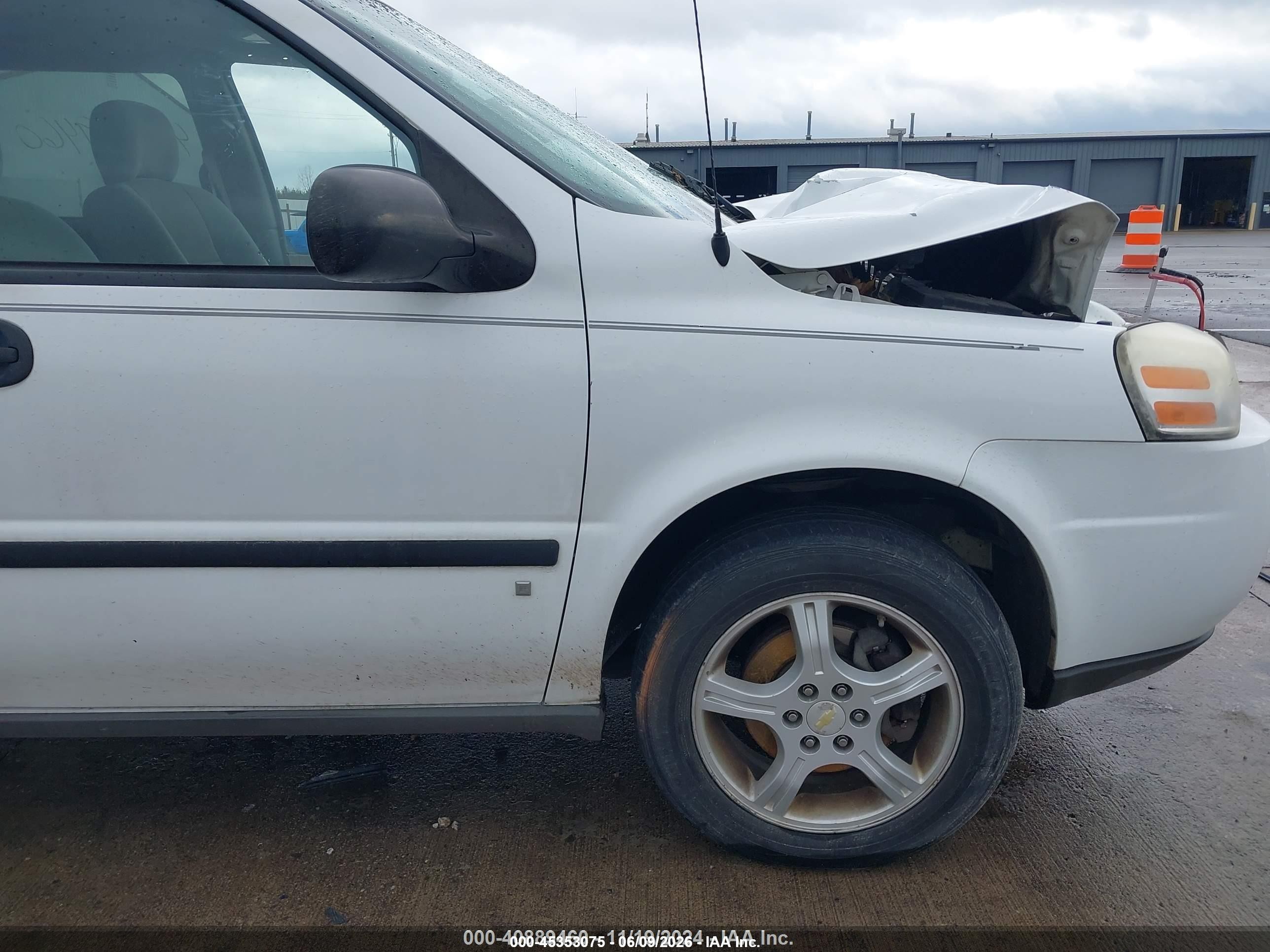 2008 Chevrolet Uplander Ls White vin: 1GNDV23158D206963