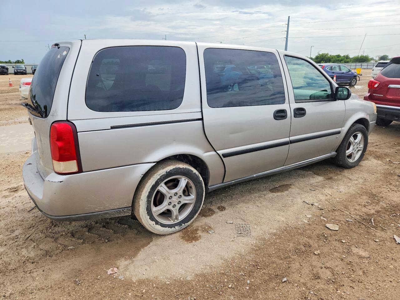 2007 Chevrolet Uplander Ls Серебряный vin: 1GNDV23177D175066