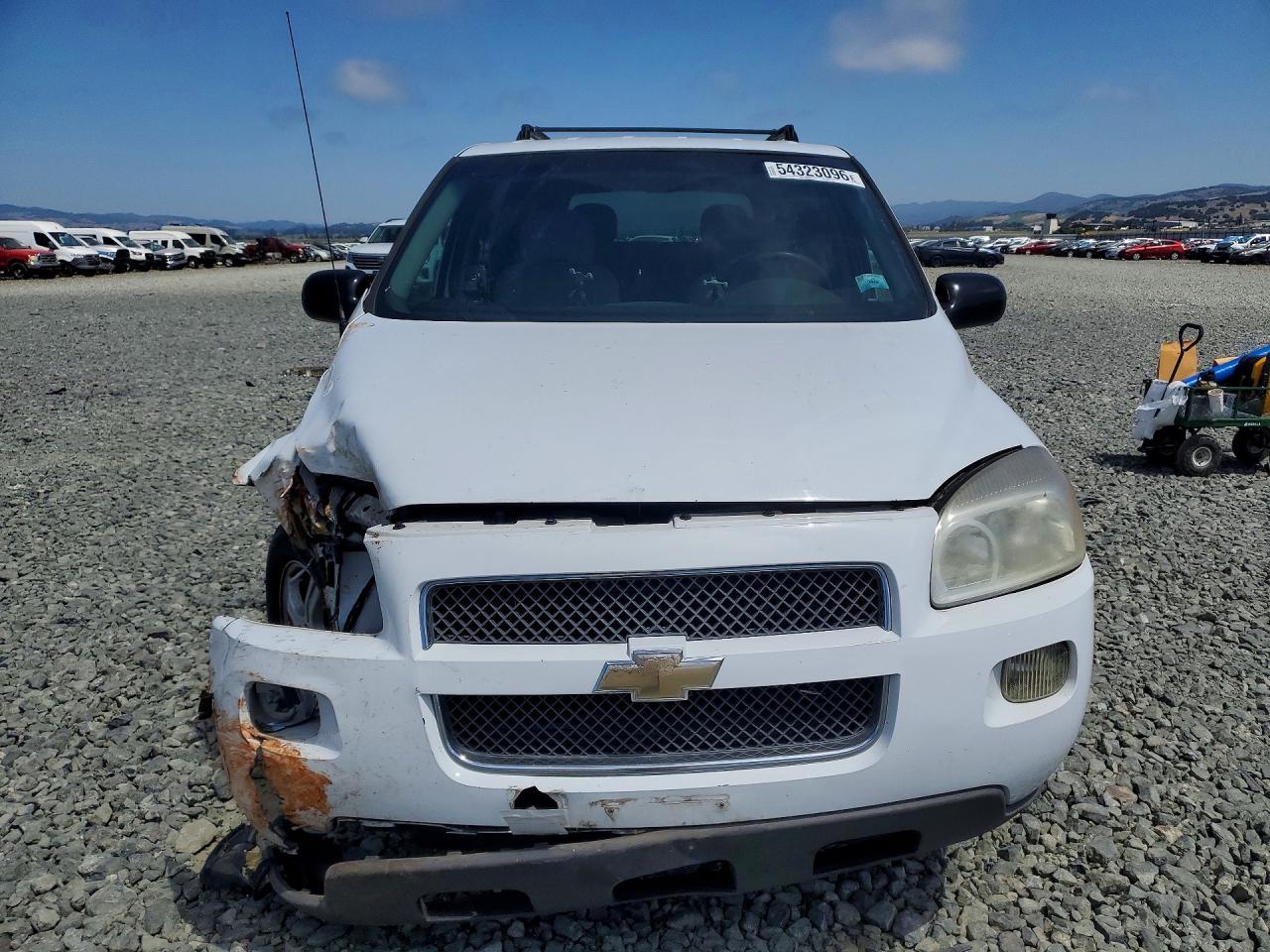 2008 Chevrolet Uplander Ls Белый vin: 1GNDV231X8D127563