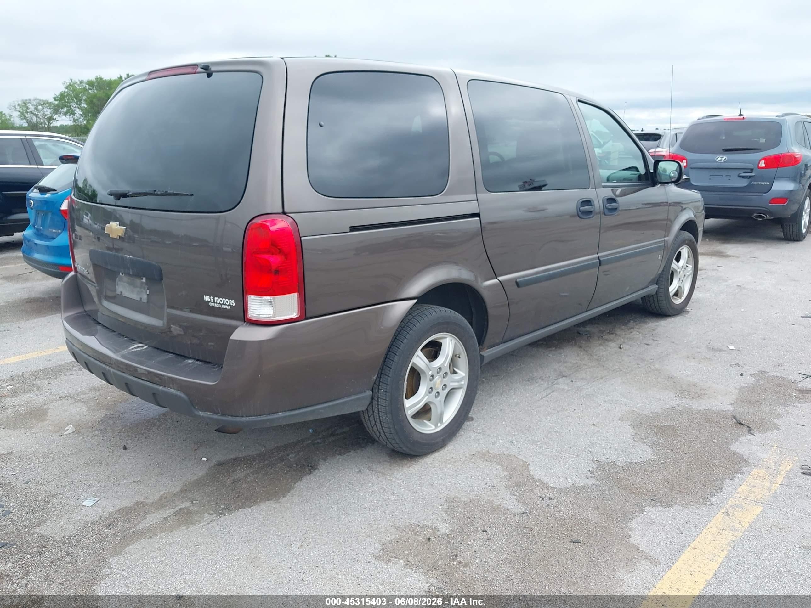 2008 Chevrolet Uplander Ls Brown vin: 1GNDV231X8D186905