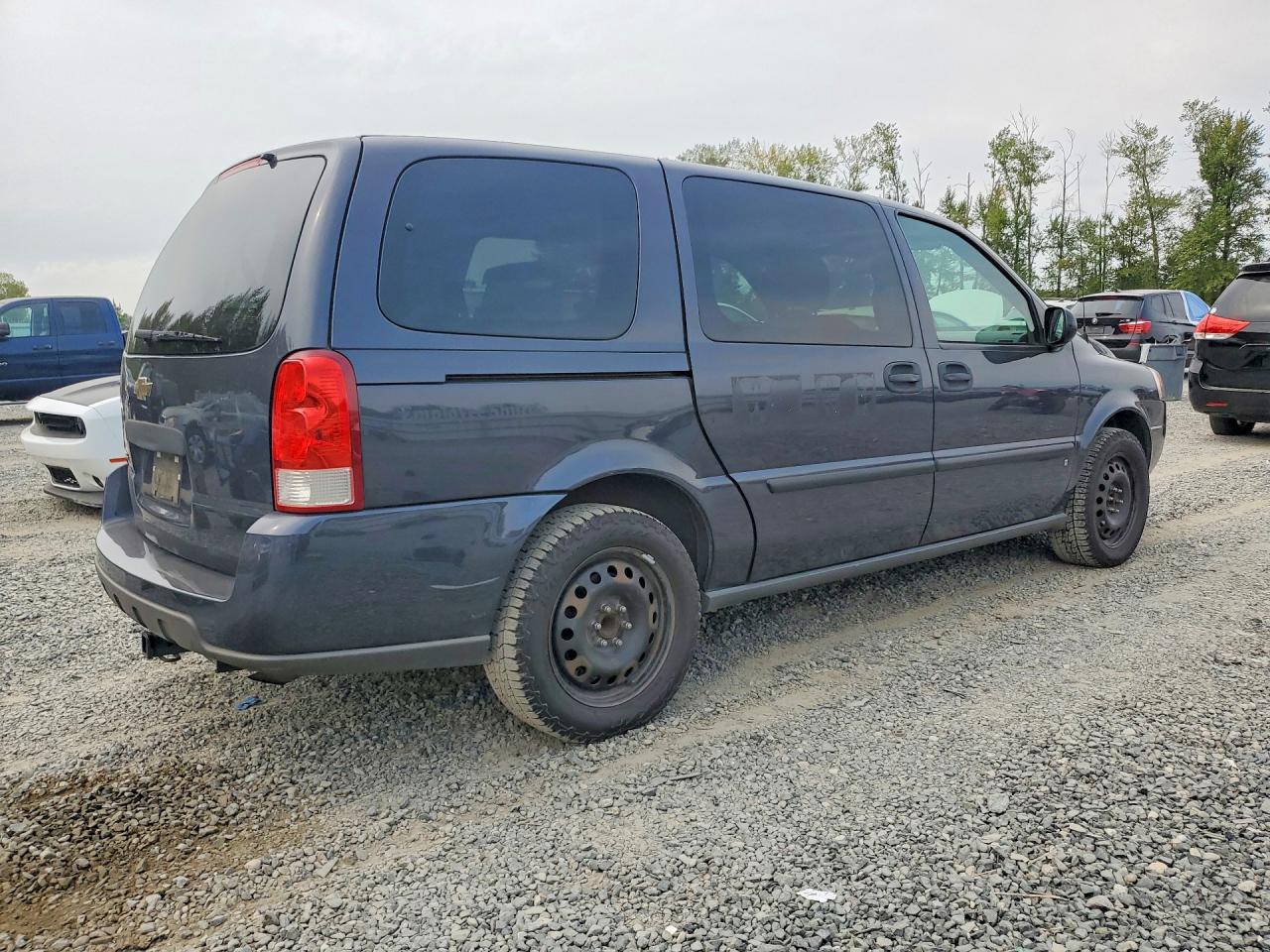 2008 Chevrolet Uplander Ls Gray vin: 1GNDV231X8D210796