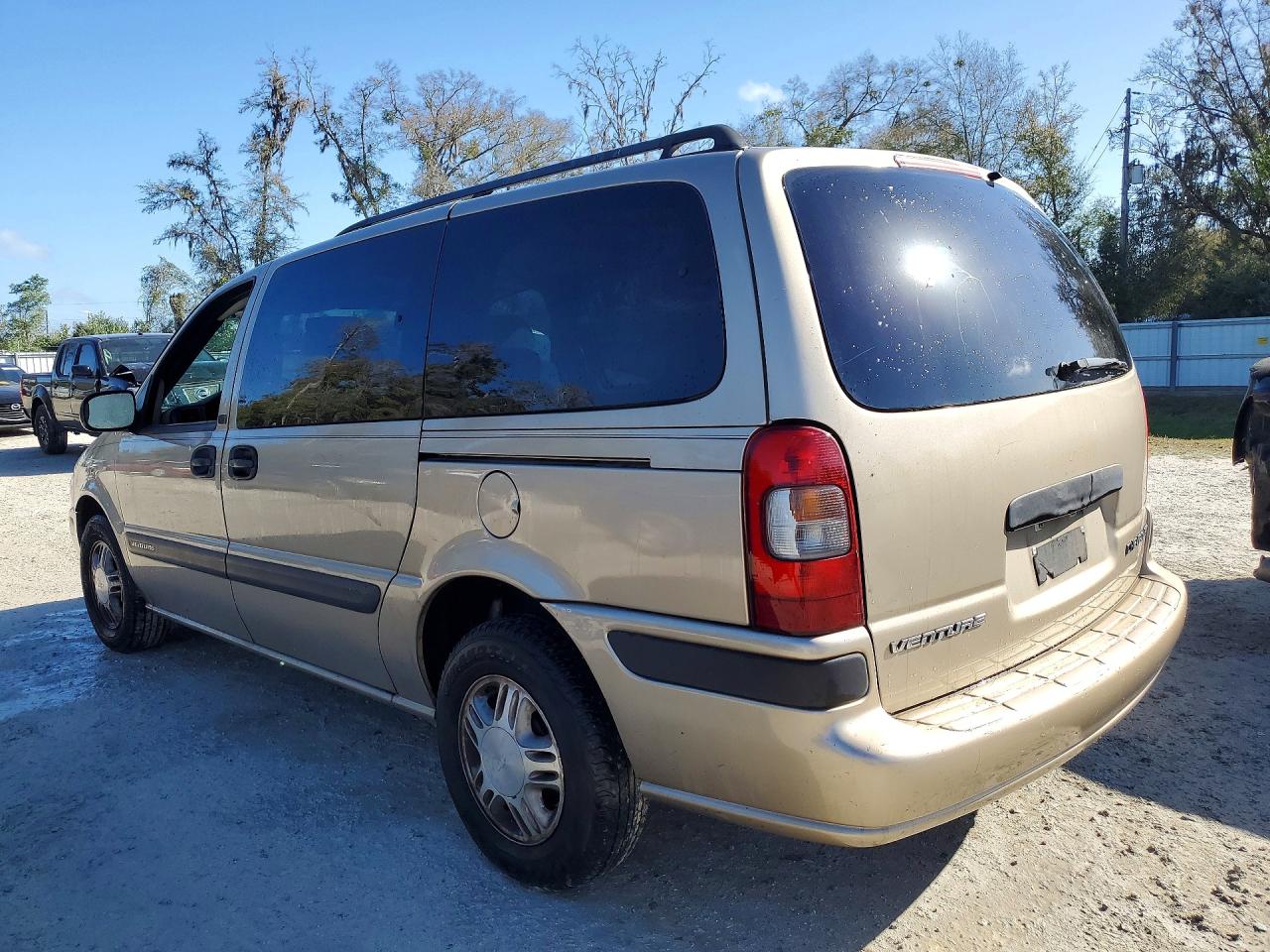 2005 Chevrolet Venture Ls Gold vin: 1GNDV23E05D122919