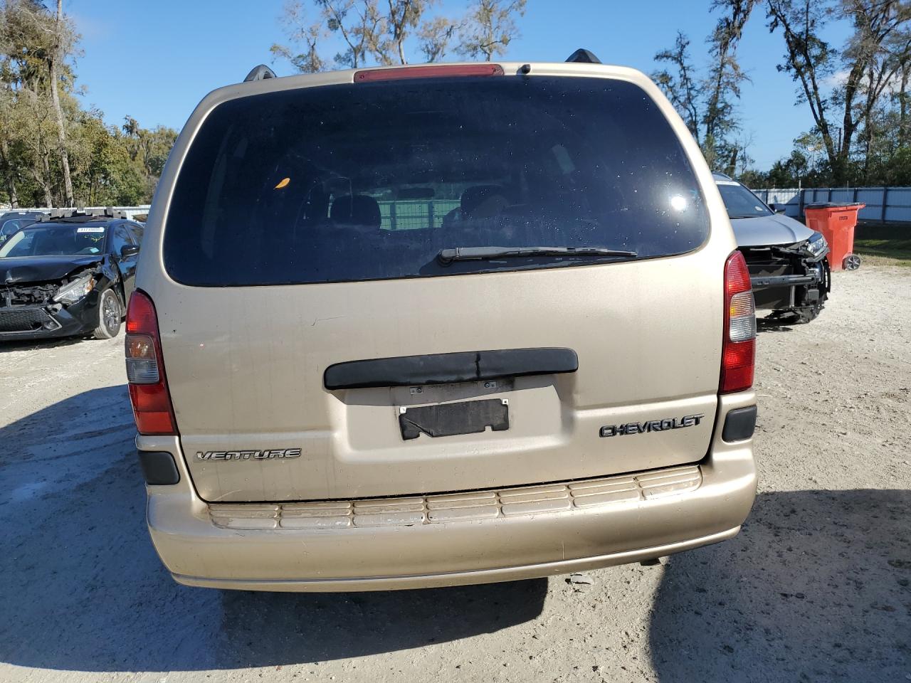 2005 Chevrolet Venture Ls Gold vin: 1GNDV23E05D122919 Damage: Rear Bumper, Multiple Scratches Heavy, 2