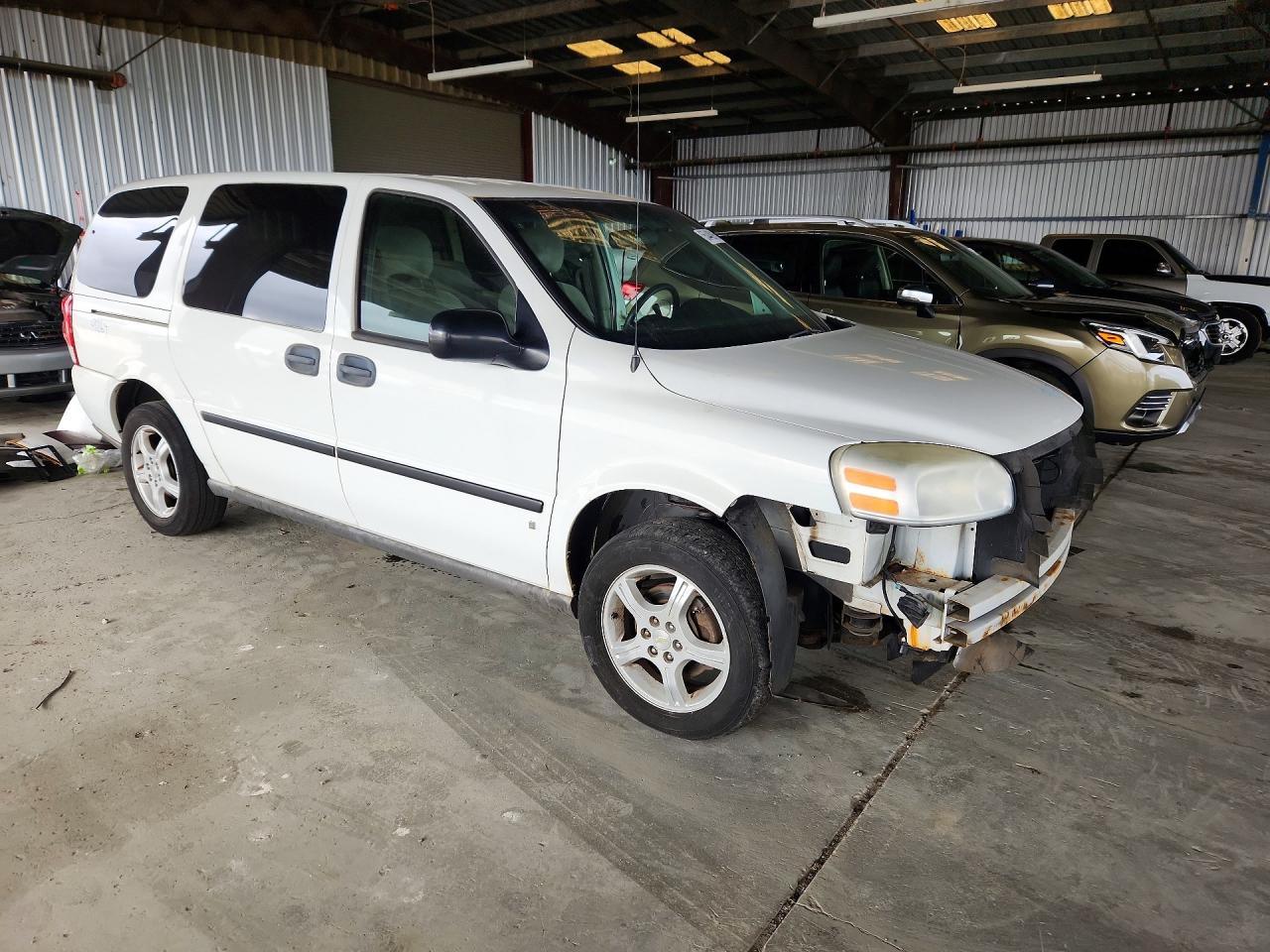 2006 Chevrolet Uplander Ls White vin: 1GNDV23L56D138551