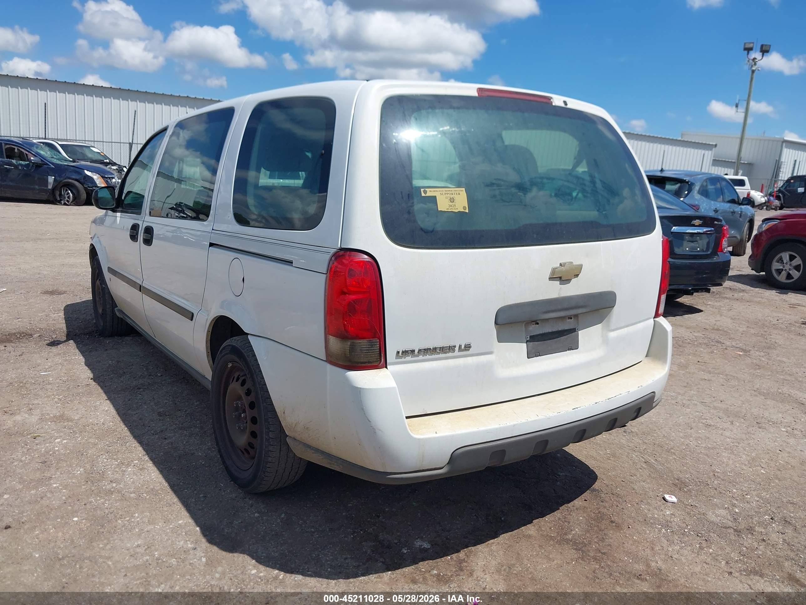 2006 Chevrolet Uplander Ls White vin: 1GNDV23L76D180686