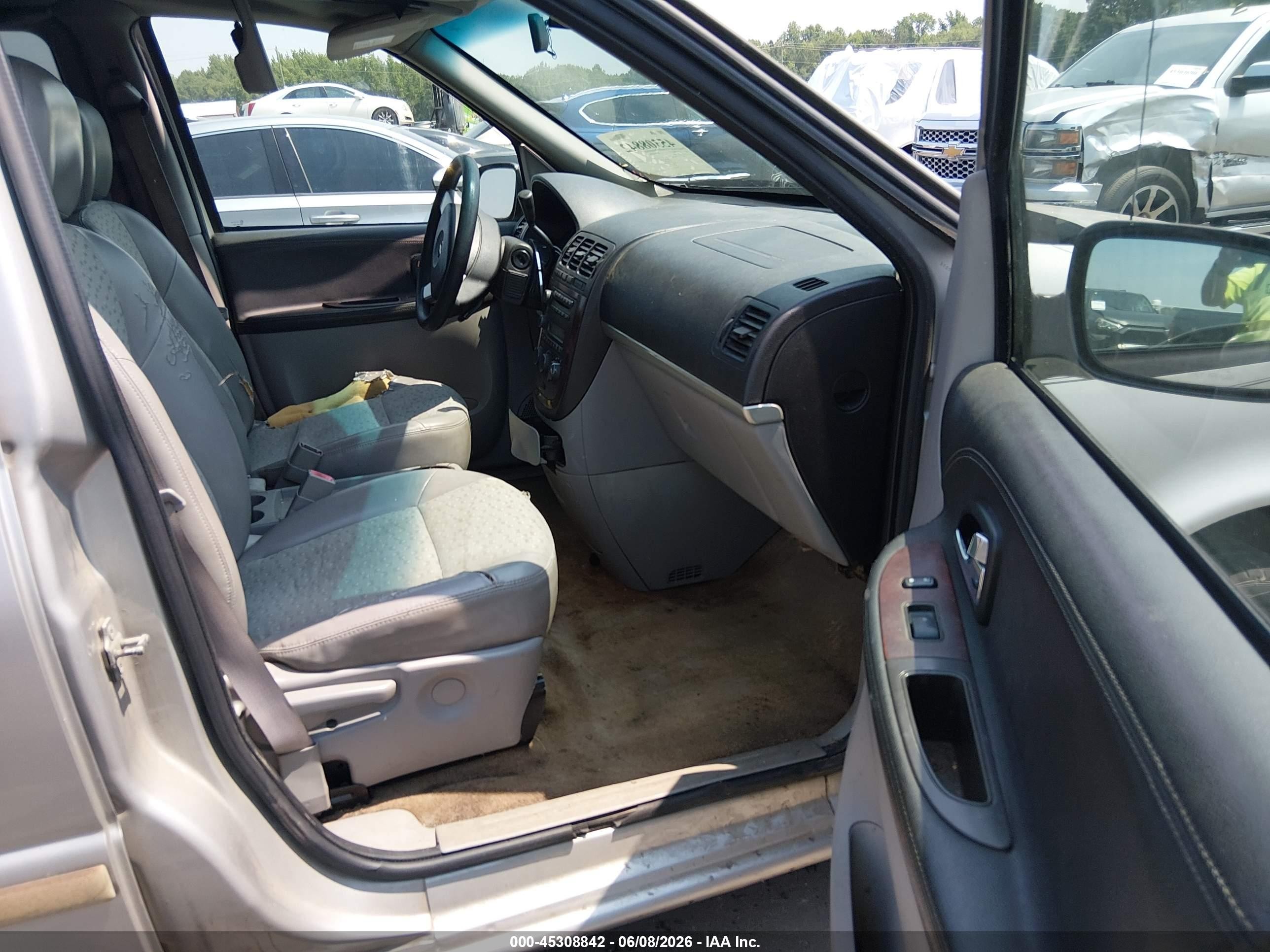 2005 Chevrolet Uplander Ls Silver vin: 1GNDV23L95D226985