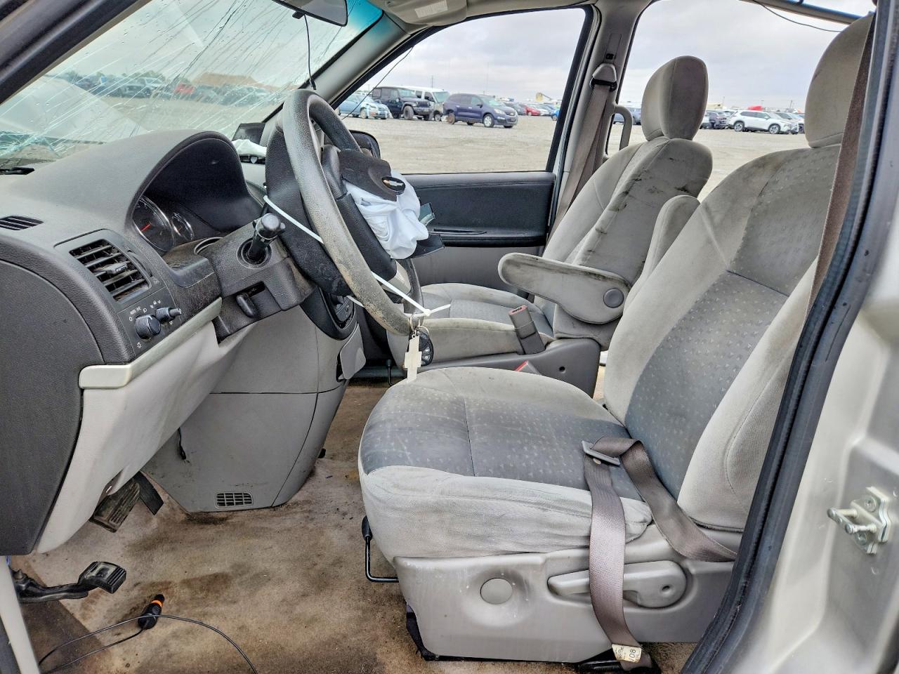 2008 Chevrolet Uplander Ls Серебряный vin: 1GNDV23W08D181126