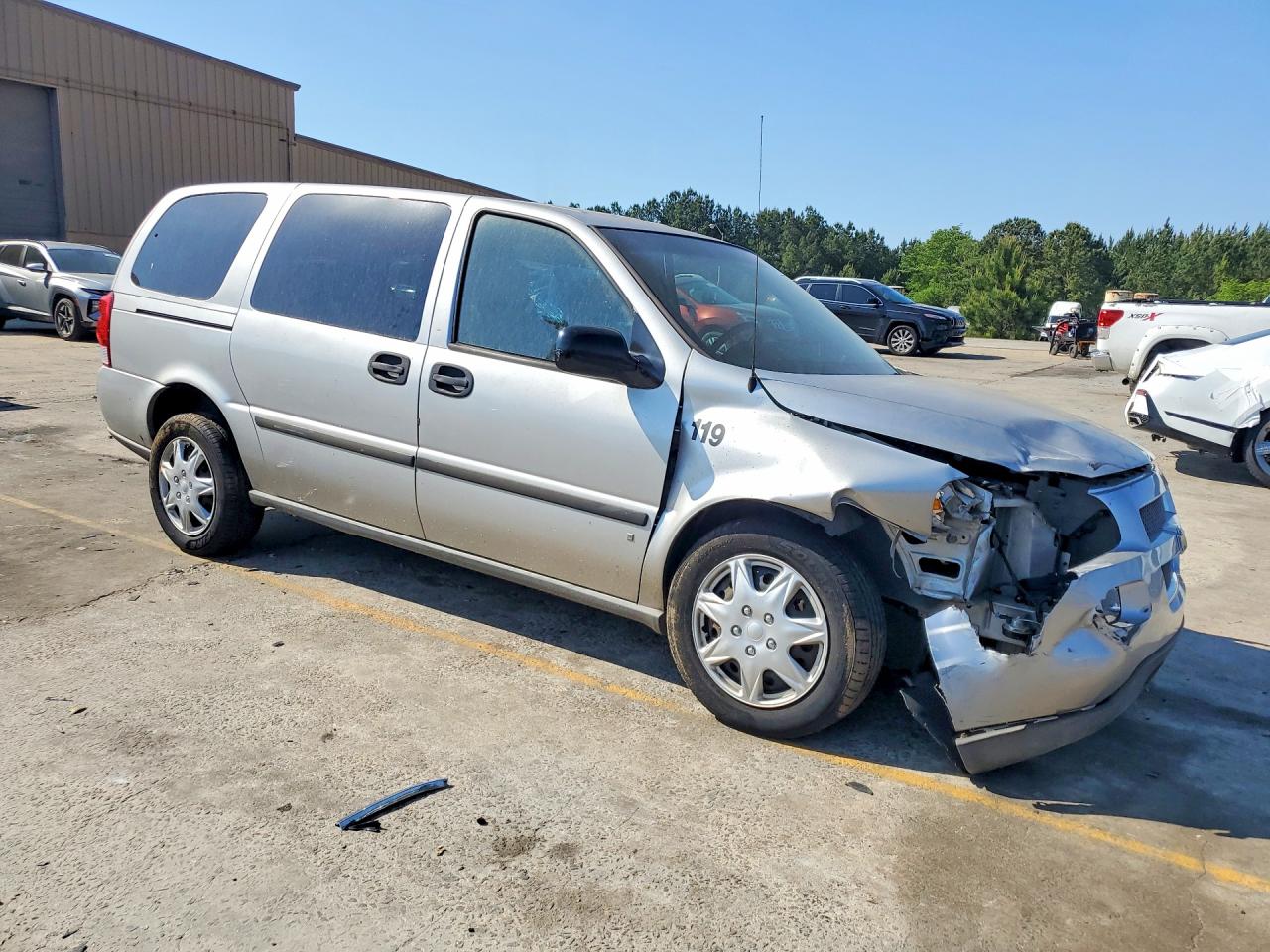 2007 Chevrolet Uplander Ls Silver vin: 1GNDV23W47D168393