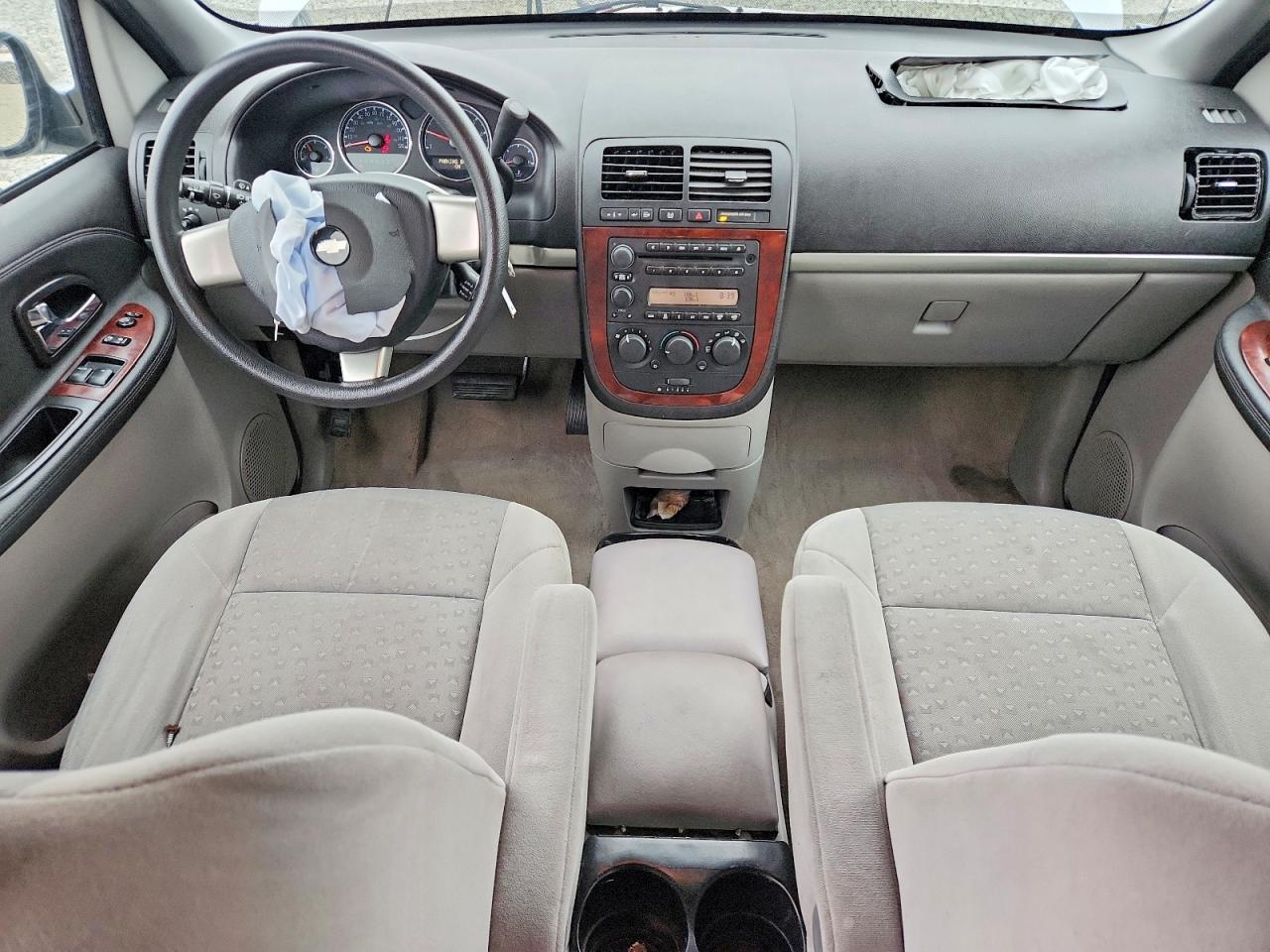 2008 Chevrolet Uplander Ls White vin: 1GNDV23WX8D180579