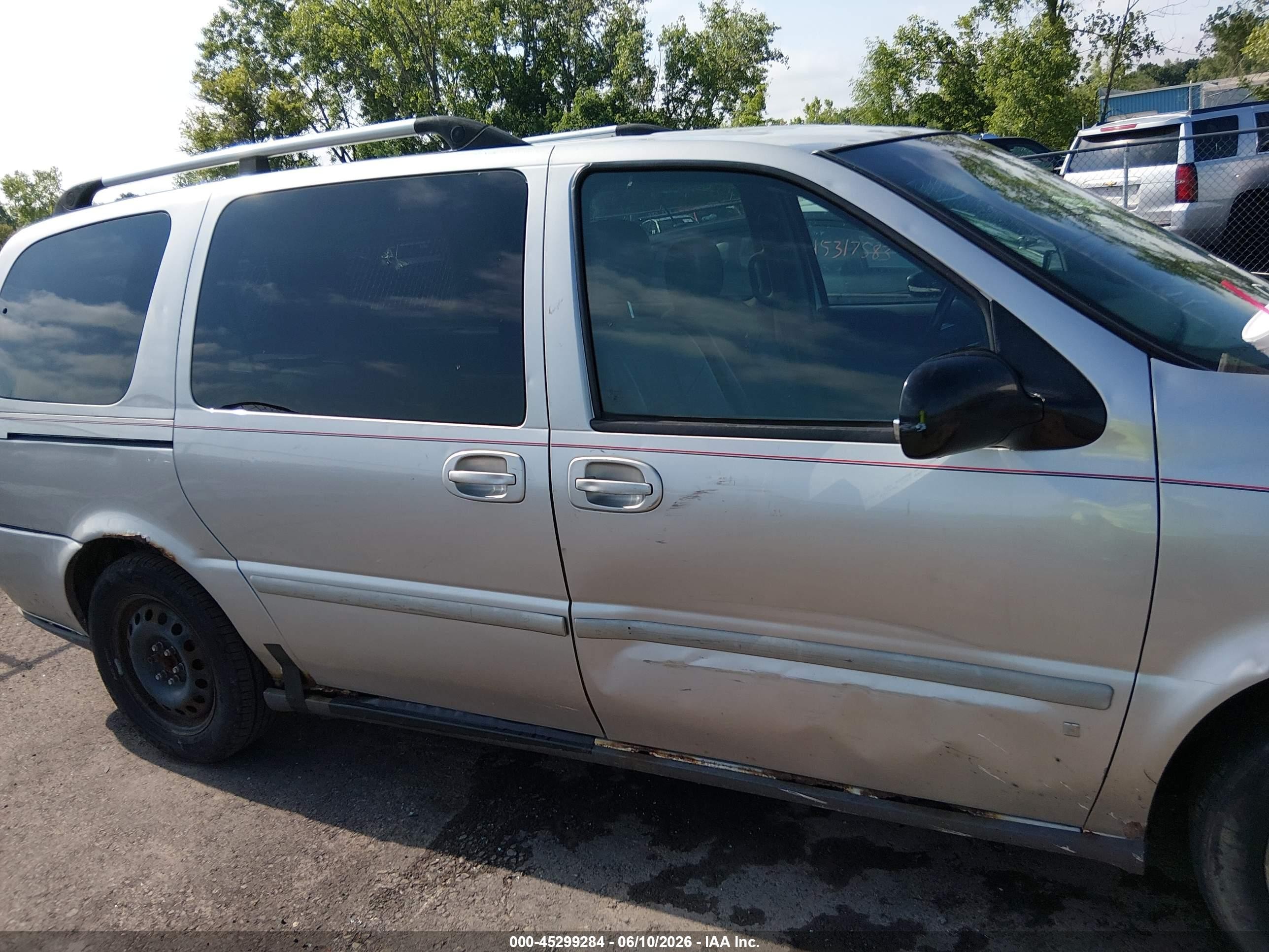 2007 Chevrolet Uplander Lt Silver vin: 1GNDV33167D129346
