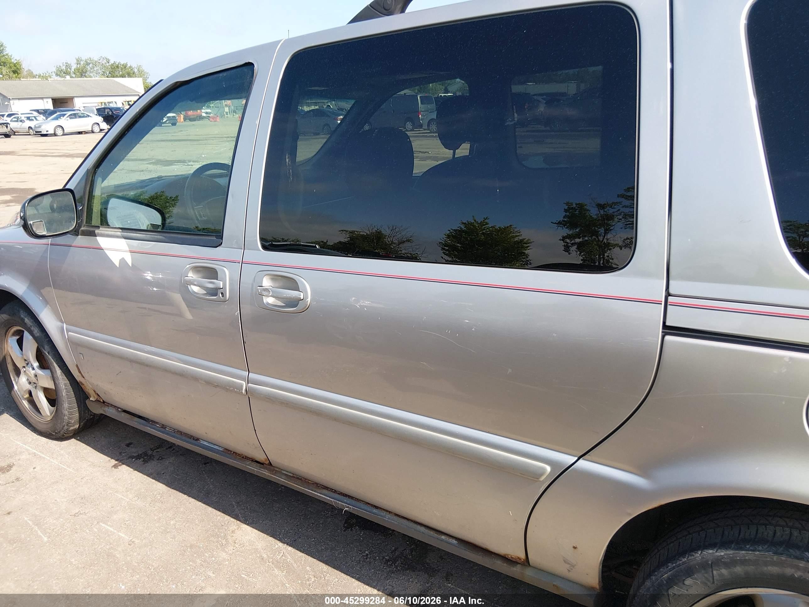 2007 Chevrolet Uplander Lt Silver vin: 1GNDV33167D129346