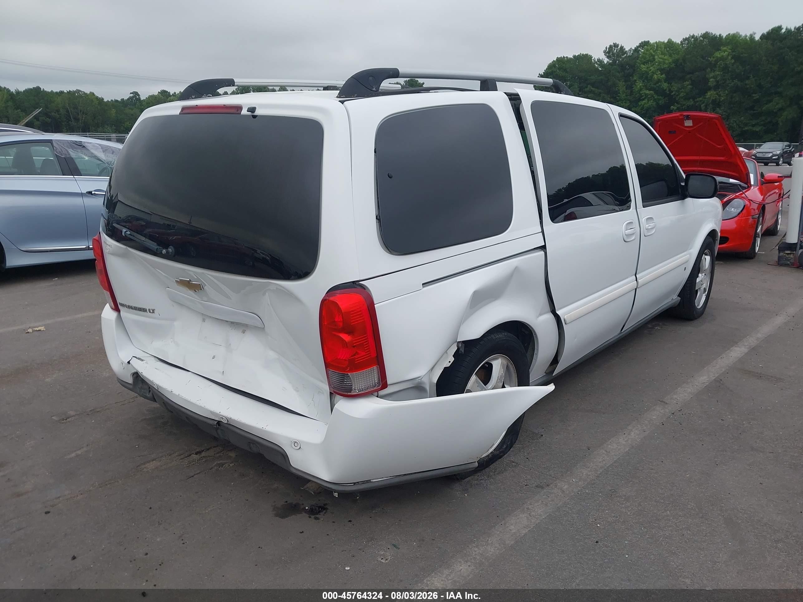 2007 Chevrolet Uplander Lt W/2lt White vin: 1GNDV33177D126326