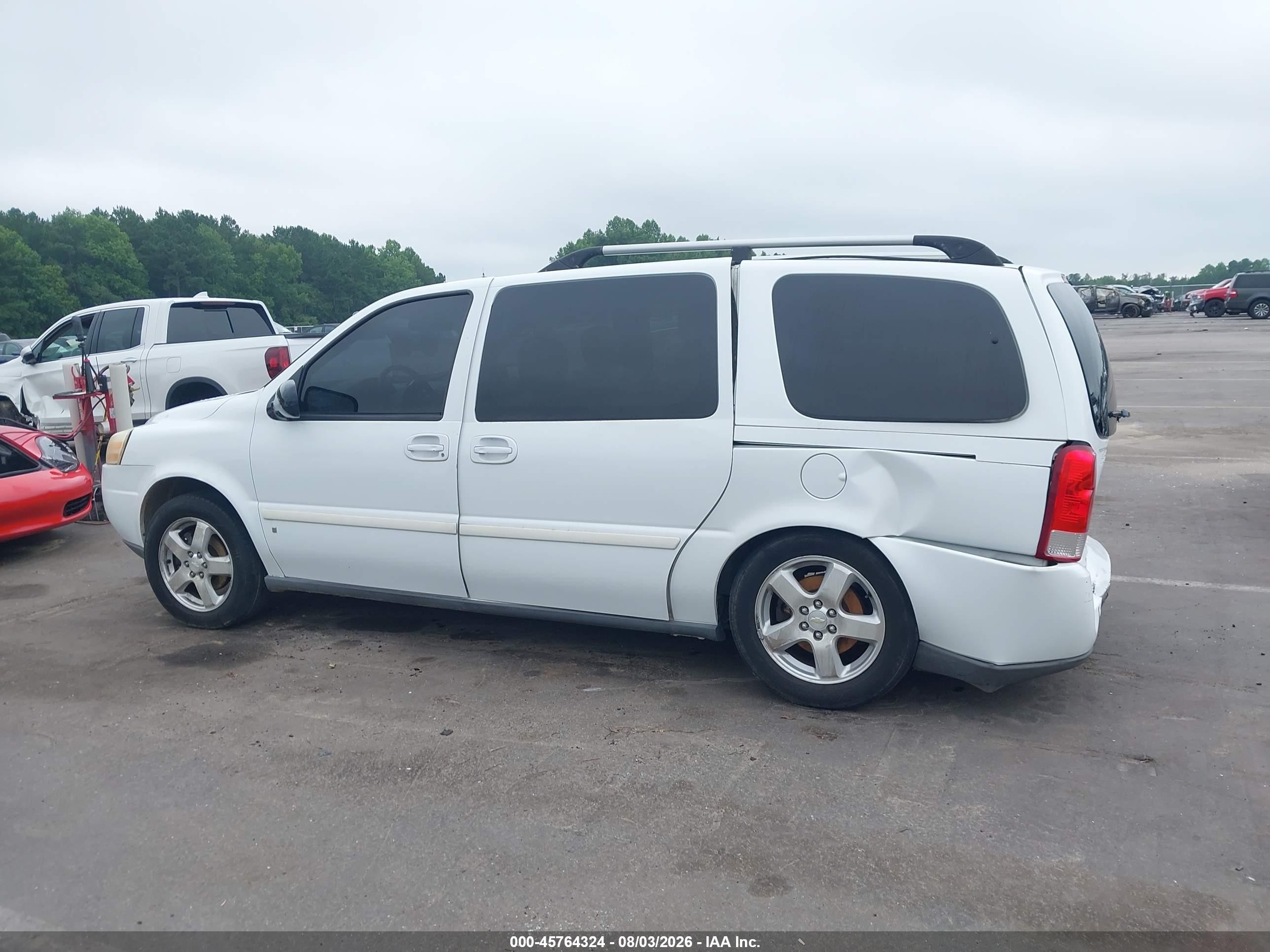 2007 Chevrolet Uplander Lt W/2lt White vin: 1GNDV33177D126326