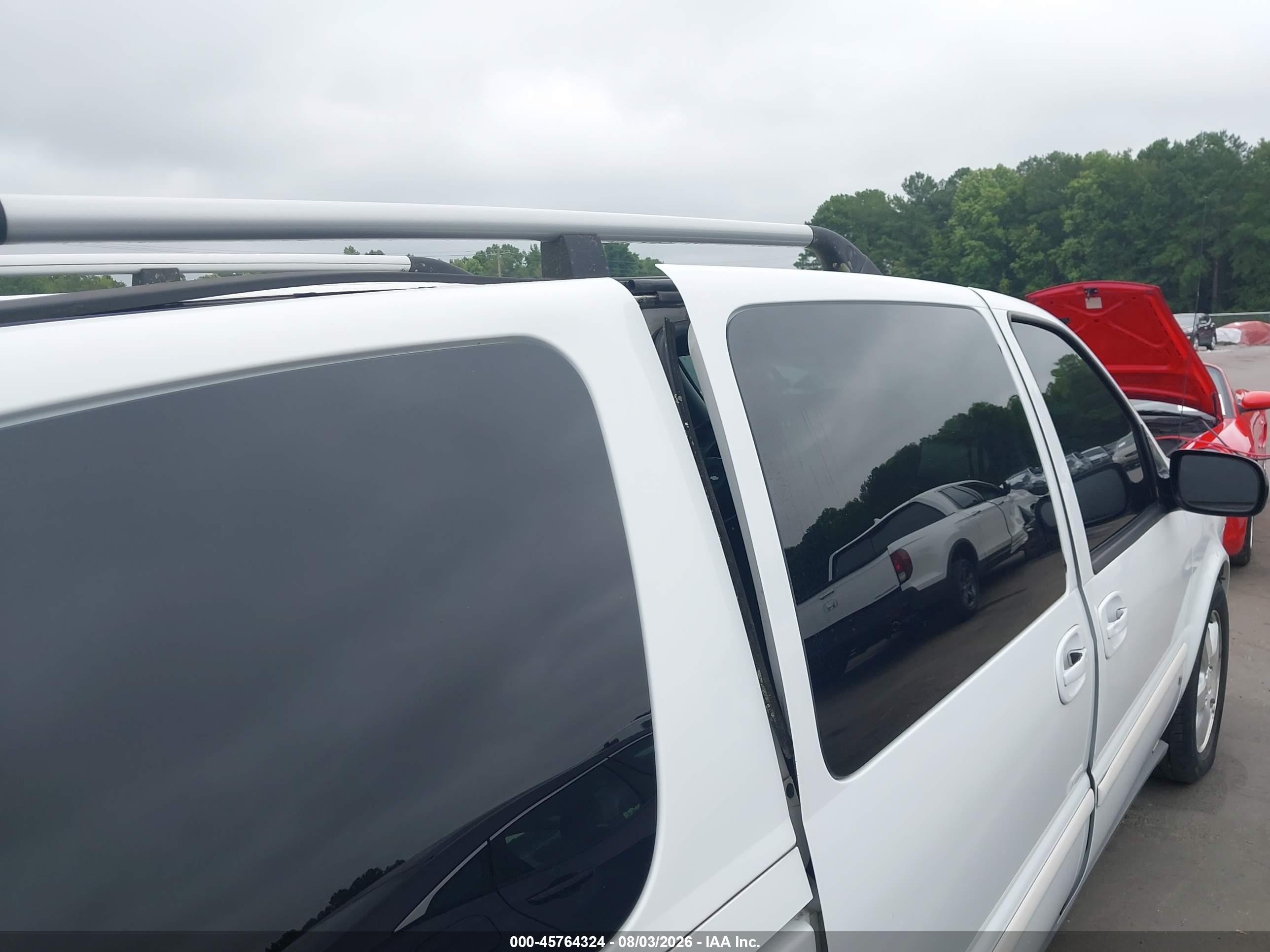 2007 Chevrolet Uplander Lt W/2lt White vin: 1GNDV33177D126326