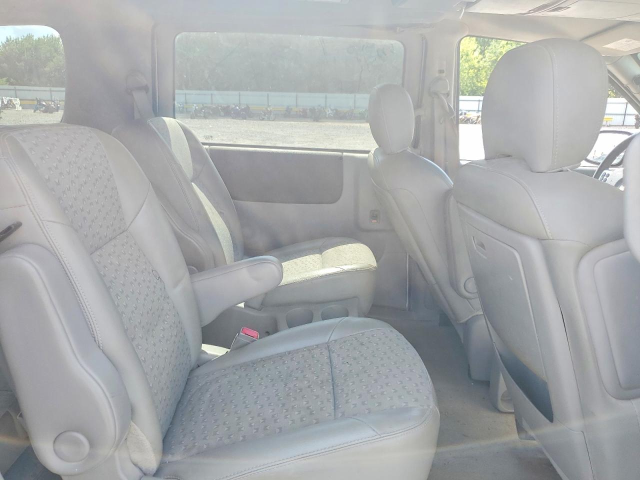2008 Chevrolet Uplander Lt White vin: 1GNDV331X8D190989