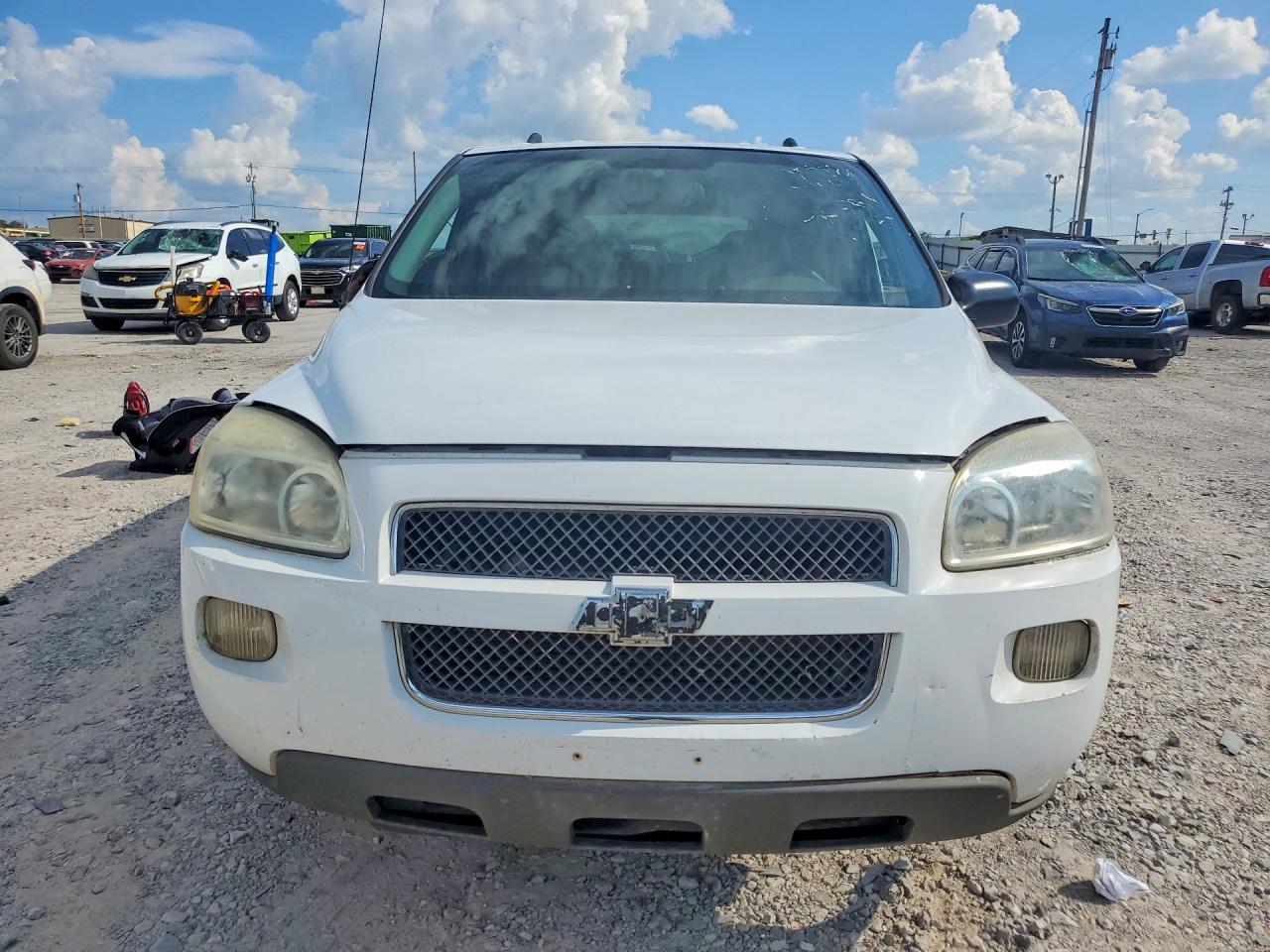 2008 Chevrolet Uplander Lt White vin: 1GNDV331X8D190989