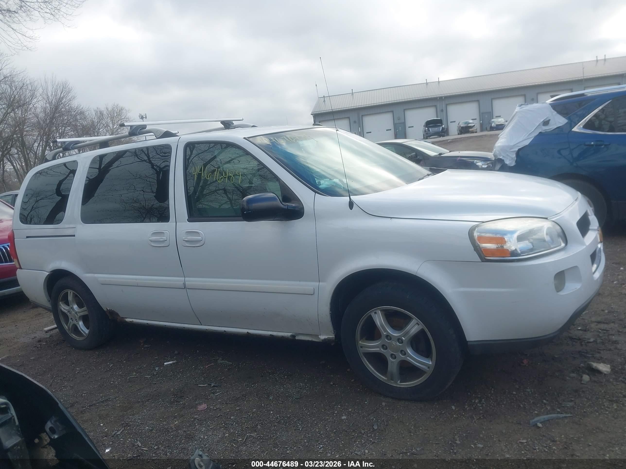 2005 Chevrolet Uplander Lt White vin: 1GNDV33L15D231832