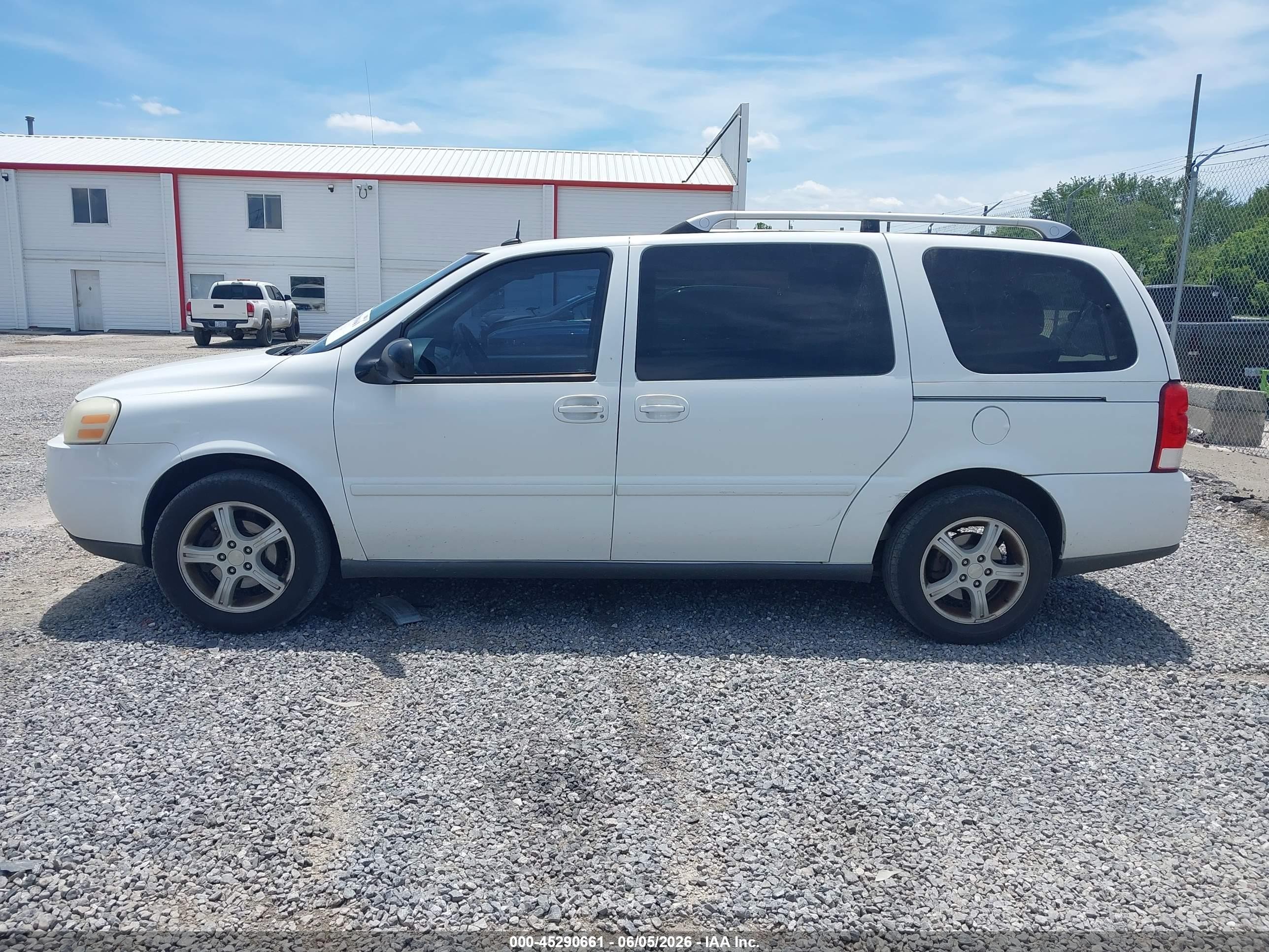 2005 Chevrolet Uplander Lt White vin: 1GNDV33L15D299984