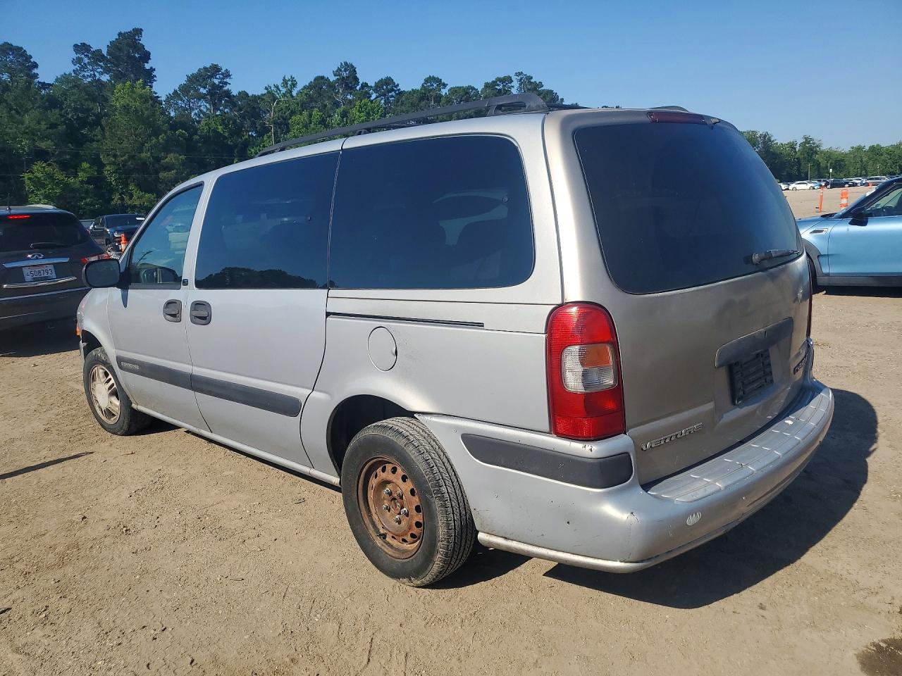 2001 Chevrolet Venture Серебряный vin: 1GNDX03E01D122623