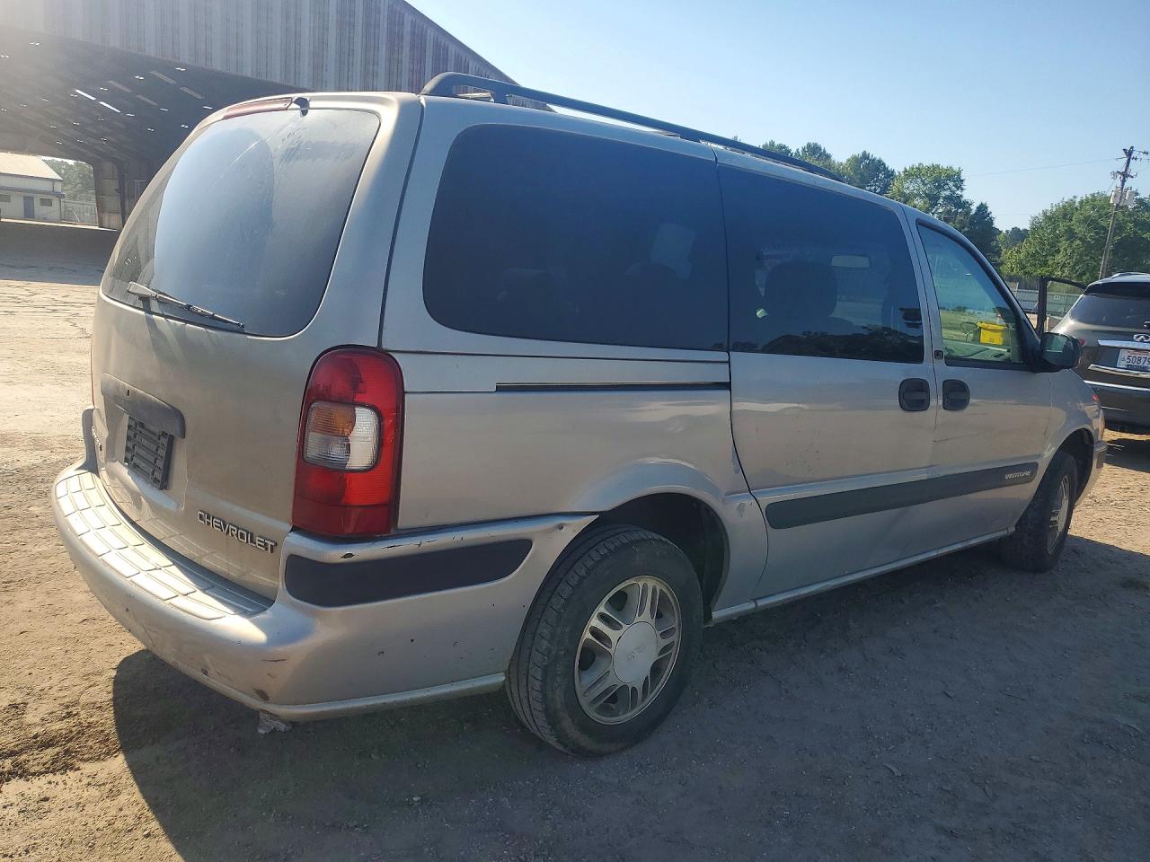 2001 Chevrolet Venture Серебряный vin: 1GNDX03E01D122623