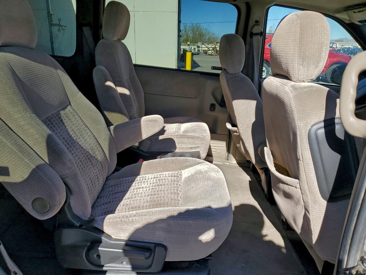 2001 Chevrolet Venture Gold vin: 1GNDX03E11D120766