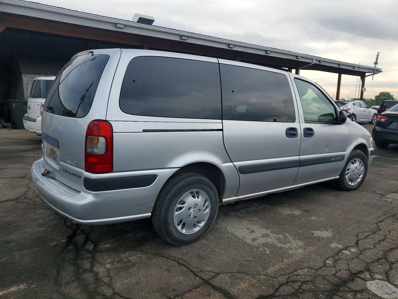 2003 Chevrolet Venture Silver vin: 1GNDX03E13D252591