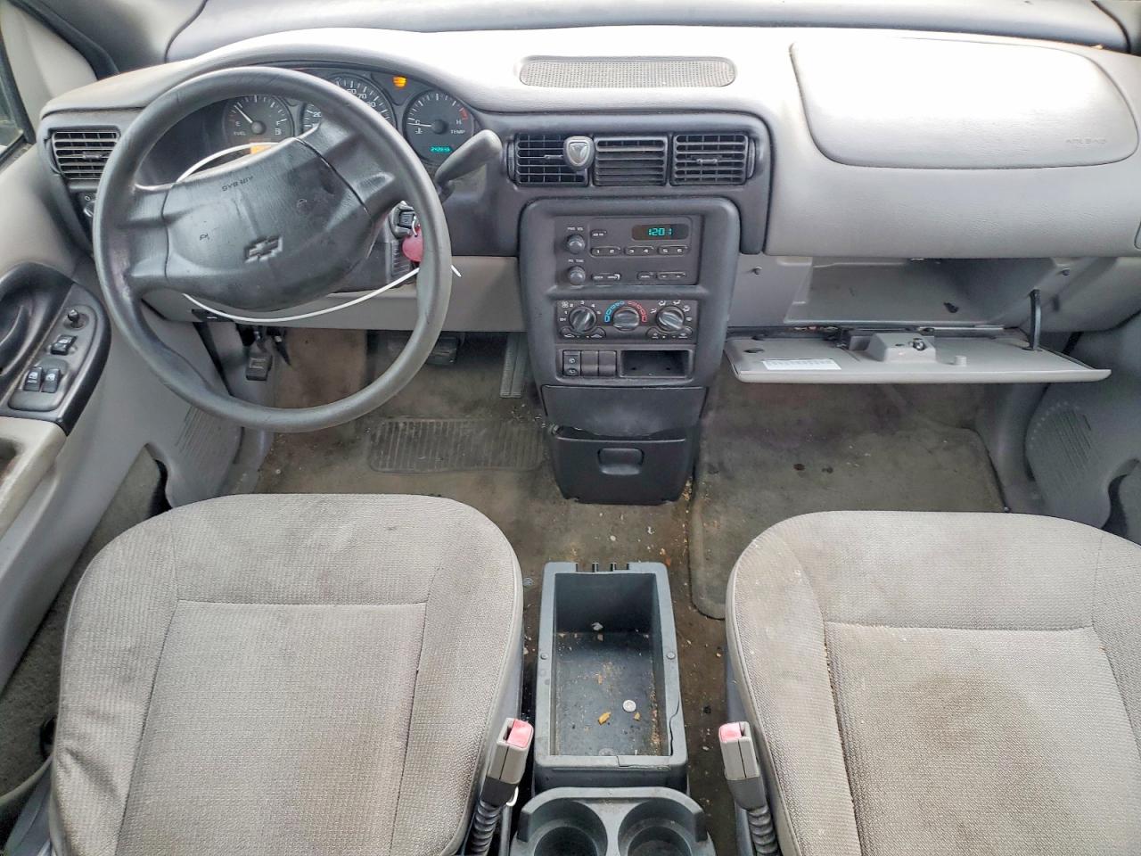2003 Chevrolet Venture Silver vin: 1GNDX03E13D252591