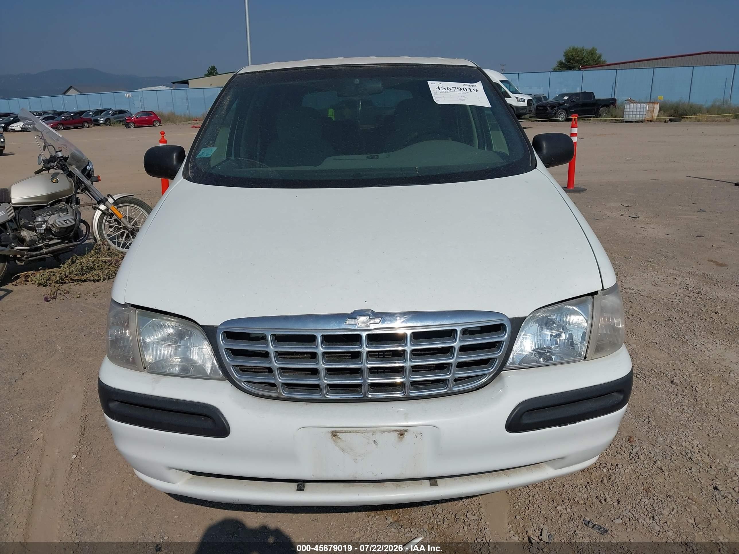2000 Chevrolet Venture Ls White vin: 1GNDX03E1YD365237